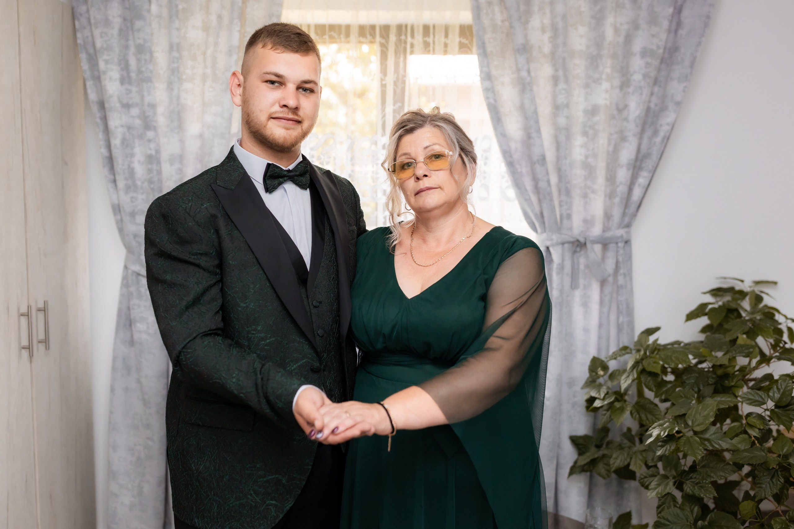 * fotograf stare civilă Siret* fotograf Bucovina* fotograf nuntă Suceava* fotograf Iași Botoșani* stare civilă tradițională* ie românească nuntă* AlinoFotoStudio* fotograf Andrei și Andreea- Alin Chirilă fotograf – stare civilă Siret, Suceava, Andrei și Andreea în ie tradițională, poveste spusă prin fotografiefotograf stare civilă Siret Suceava Alin Chirilă – miri îmbrăcați în costum tradițional bucovineanAlin Chirilă fotograf nuntă Siret Suceava – stare civilă autentică în Bucovina, emoții realefotograf Siret Suceava Alin Chirilă – Andrei și Andreea la starea civilă în ie tradiționalăstare civilă Siret fotograf Alin Chirilă – cadre naturale cu miri în costum popular din Bucovinafotograf nuntă Siret Suceava Alin Chirilă – povestitor prin fotografie, moment emoționant la starea civilăAlin Chirilă fotograf stare civilă Siret – iubire autentică surprinsă în stil documentarfotograf Bucovina Siret Alin Chirilă – stare civilă în ie tradițională, cadre pline de emoțieAlin Chirilă fotograf Suceava – Andrei și Andreea spun DA la starea civilă în Siretfotograf stare civilă Suceava Siret Alin Chirilă – poveste de iubire în stil tradițional românesc - Alin Chirilă fotograf profesionist, AlinoFotoStudio, fotograf evenimente Siret, Suceava County, Iași, Bacău County, Botoșani, Neamț County, fotograf nunți, botezuri, cununii civile, portrete și momente autentice surprinse elegant.- Alin Chirilă surprinde momente elegante de nuntă și evenimente speciale prin AlinoFotoStudio, fotograf disponibil în Siret, Suceava County, Iași, Bacău County, Botoșani și Neamț County, specializat în nunți, botezuri și cununii civile. - Alin Chirilă fotograf profesionist, AlinoFotoStudio, fotograf nuntă și evenimente în Siret, Suceava, Iași, Bacău, Botoșani și Piatra Neamț, fotograf nunți, botezuri, cununie civilă, ședințe foto, trash the dress, logodnă, familie, portrete și fotografii autentice. - AlinoFotoStudio by Alin Chirilă, fotograf evenimente premium în Suceava County, Iași County, Bacău County, Botoșani County și Neamț County, fotograf de familie, fotograf ceremonii religioase, petreceri și momente emoționante. - Alin Chirilă fotograf, povestitor prin fotografie, servicii foto profesionale pentru mireasă, mire, pregătiri nuntă, biserică, restaurant, valsul mirilor, tradiții românești și amintiri de neuitat în Moldova.