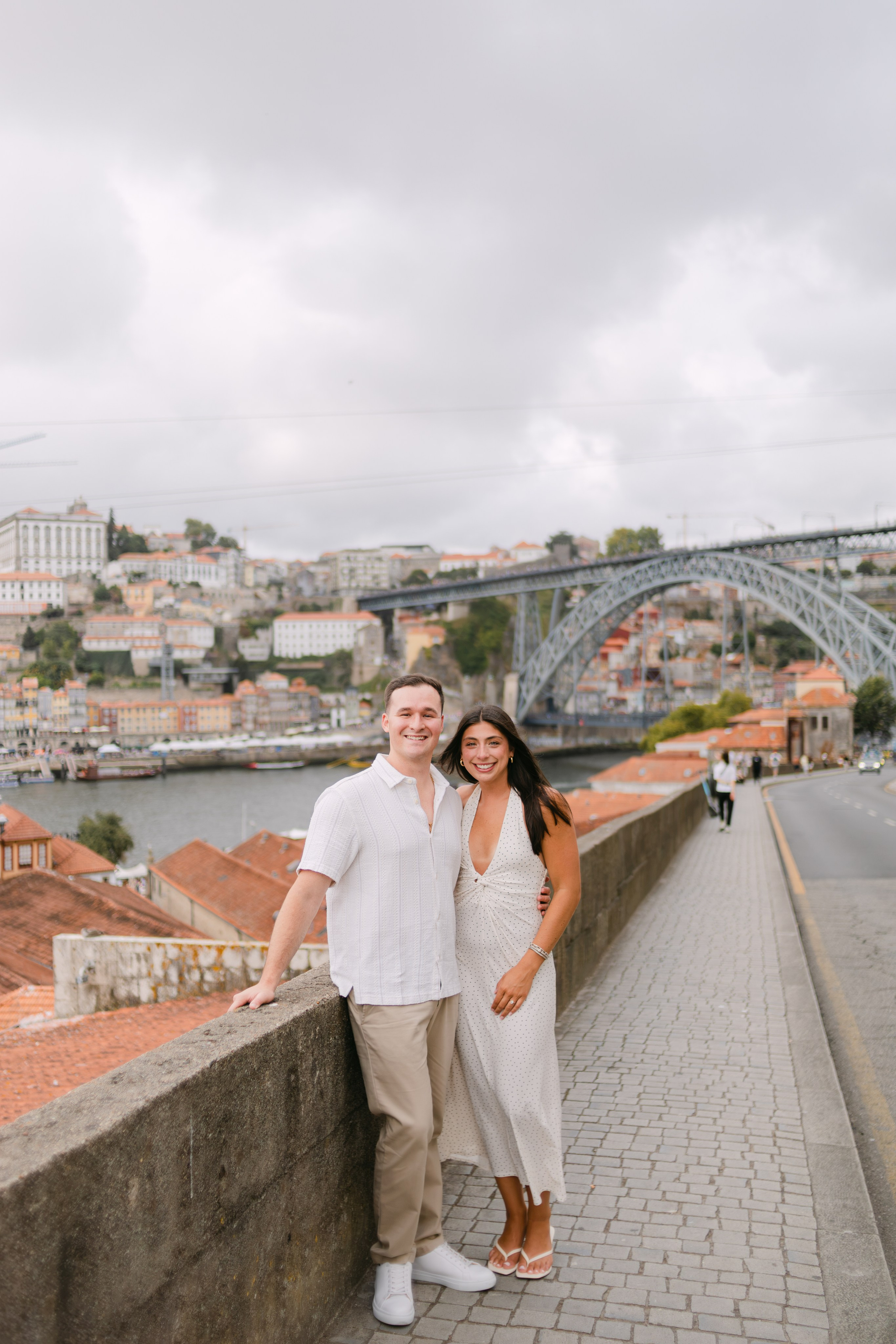 Wedding Proposal in Porto. Fotógrafo de casamentos e destination wedding no Porto, Portugal — Davi Valente | Lisboa, Douro, Roma e Lago de Como