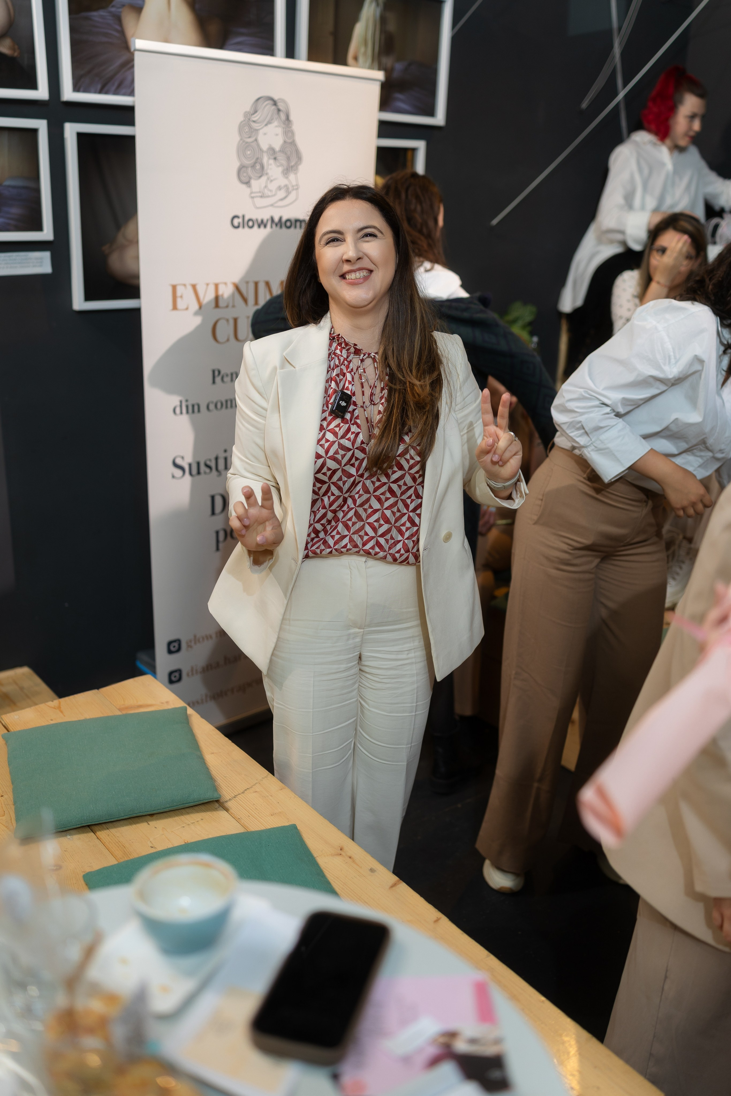 Glo Mom 1. Marius Ciocan