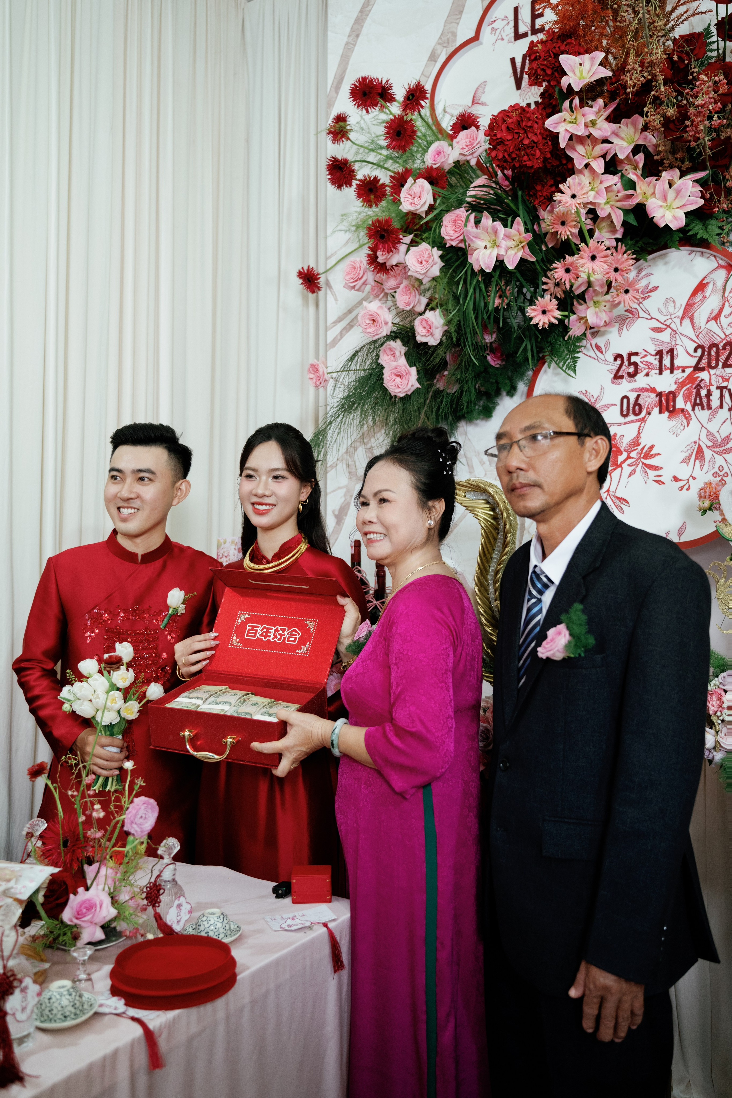 Ngân & Tâm. Cam Images