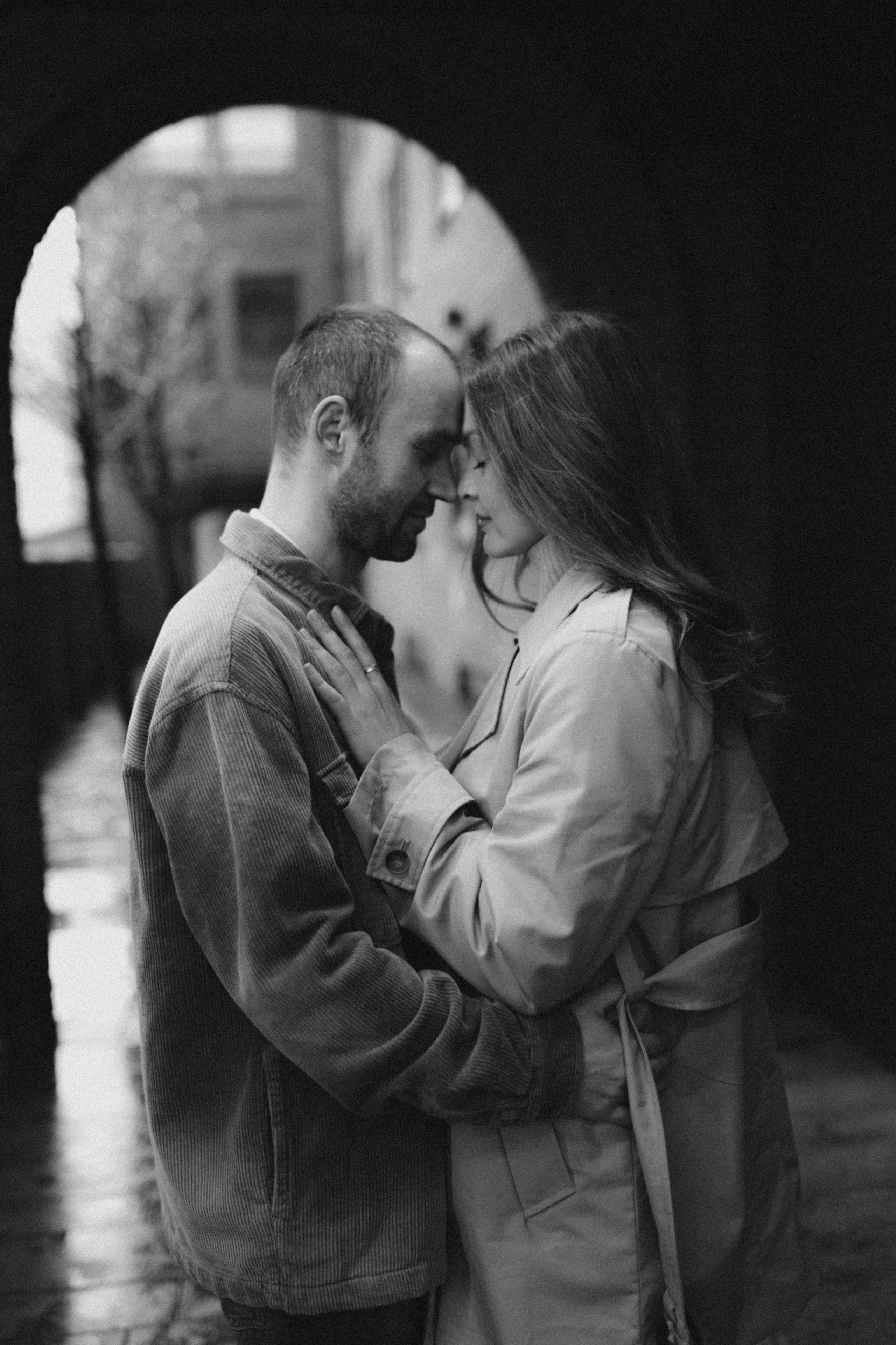 Where Rain Meets Love. Wedding and Portrait Photographer Evie Moon