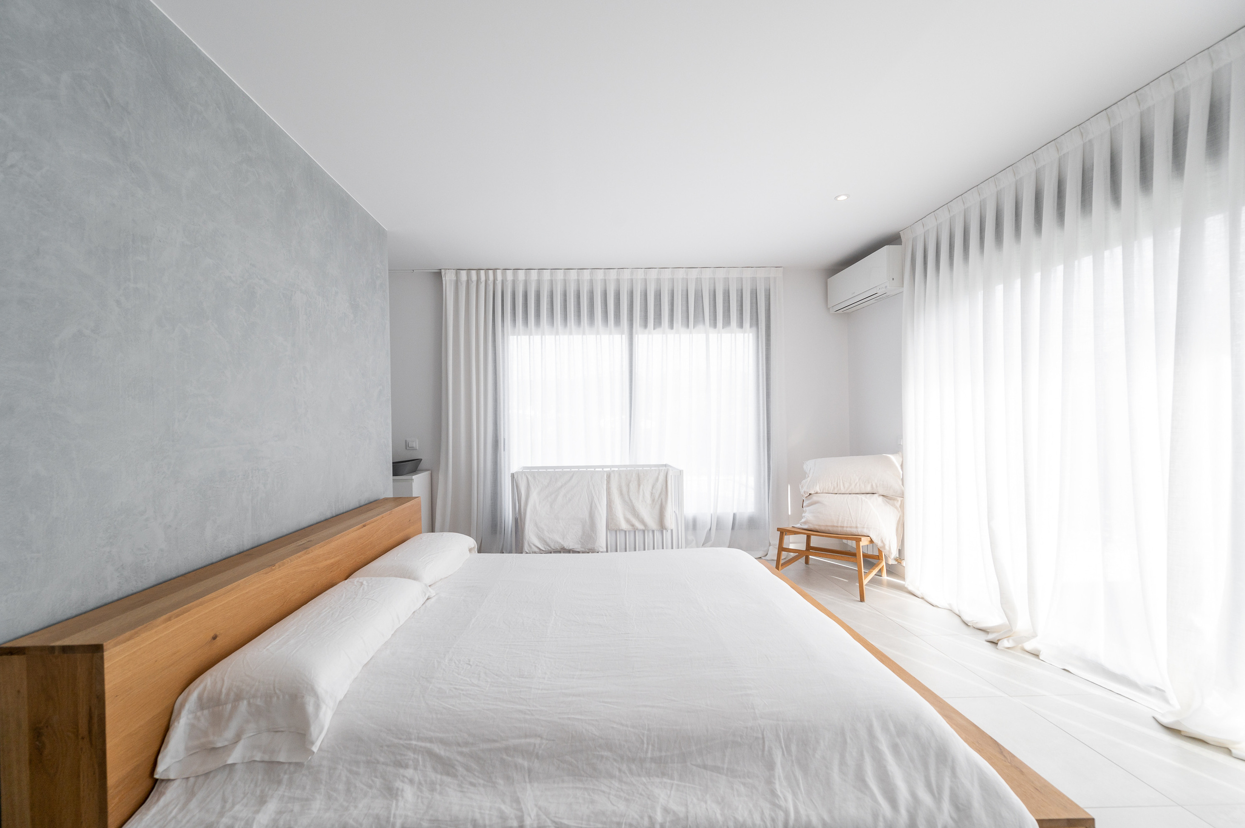 Interiores. Photographer, designer, contentmaker Ivan Batin