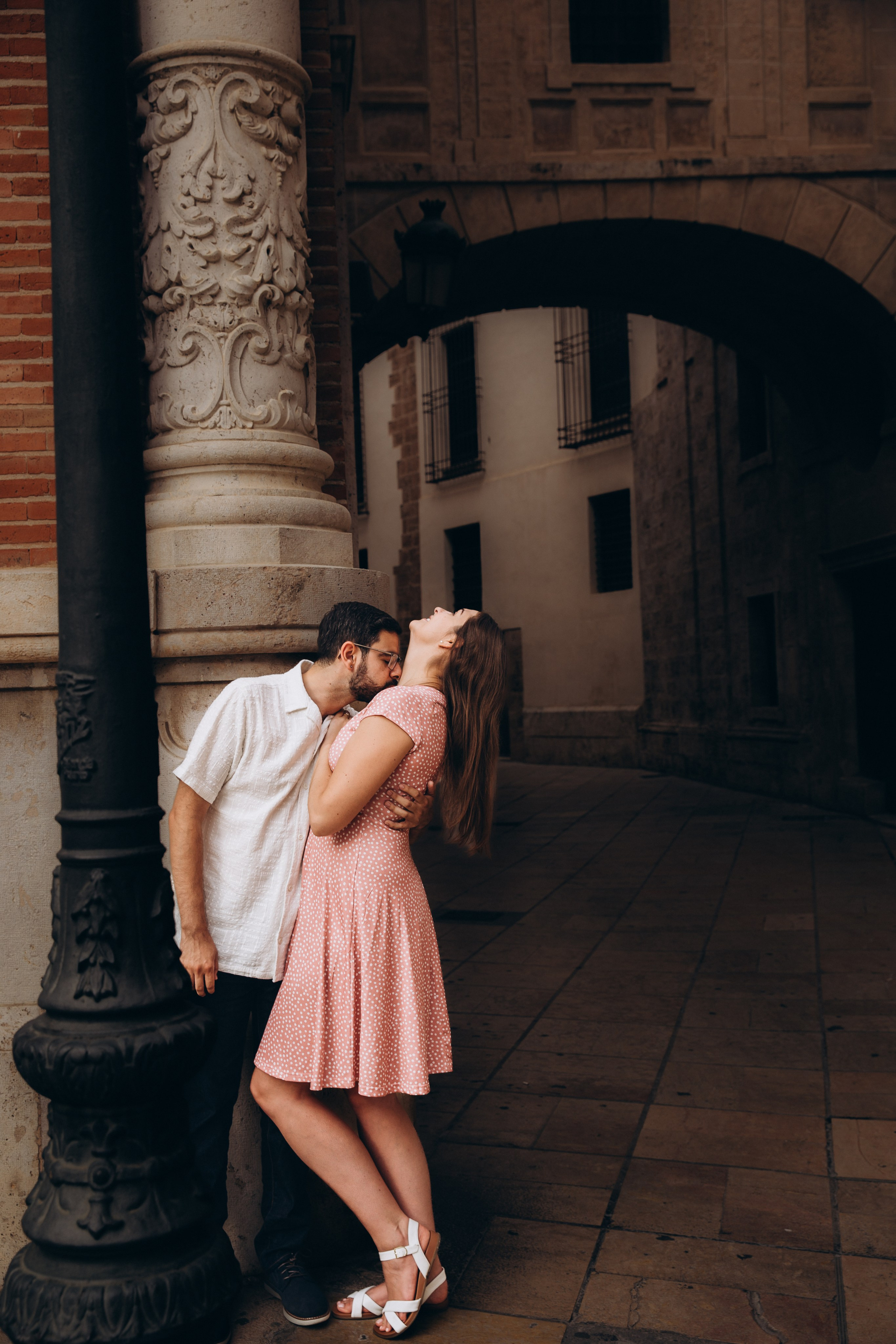 Fotografía de Pareja por Julia Gnatenko | Sesiones Románticas en Valencia, Alicante, Barcelona, España. Julia Gnatenko — Fotógrafa en Valencia, Alicante, Barcelona, España y Europa