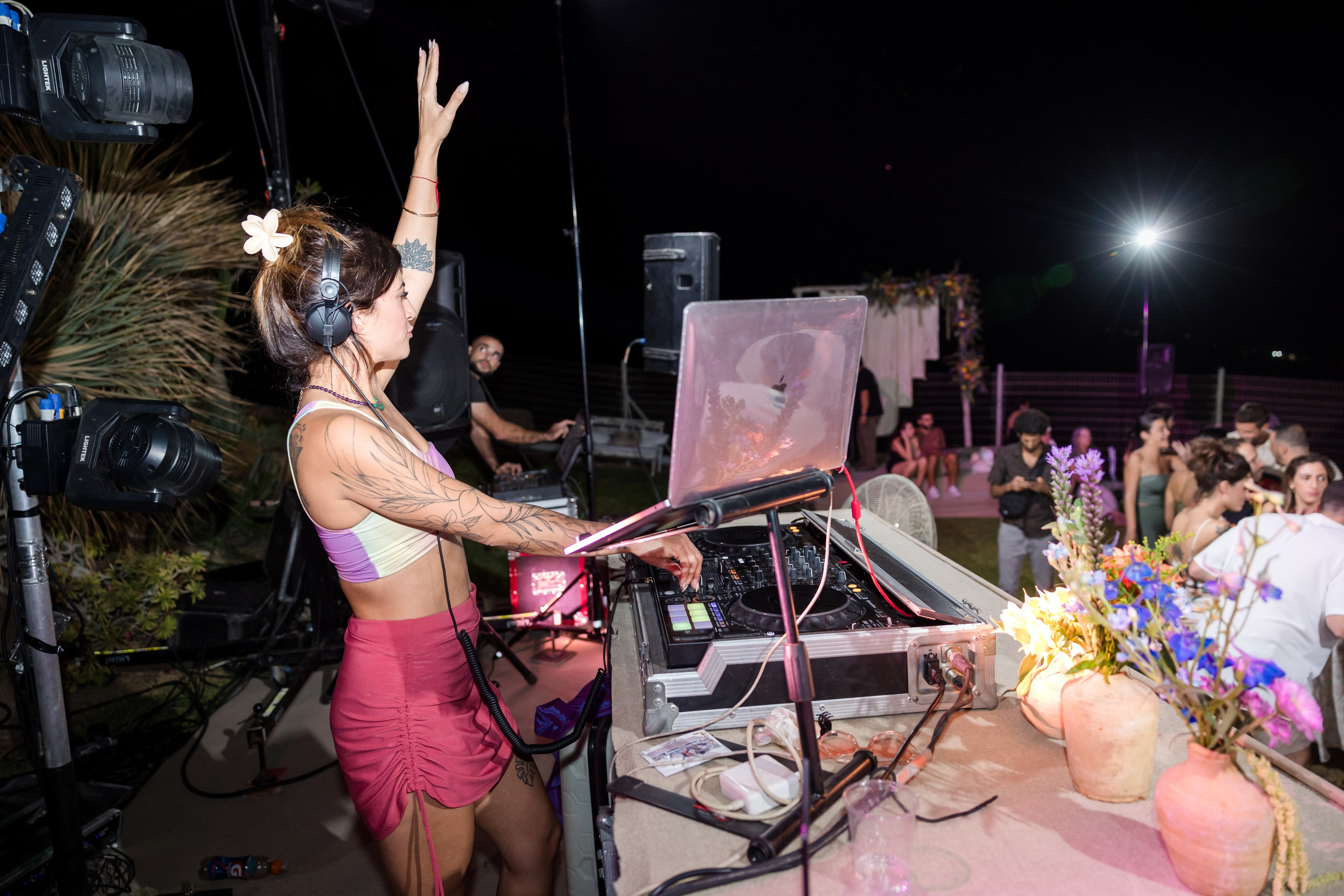 Shirley & Yoav. AMIR BUCHNIK PHOTOGRAPHER