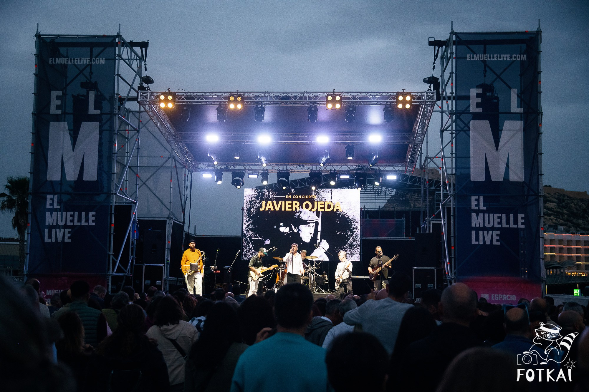 Festival AMA — Aquellos Maravillosos Años: фото с фестиваля в Аликанте, 2026 | FOTKAI