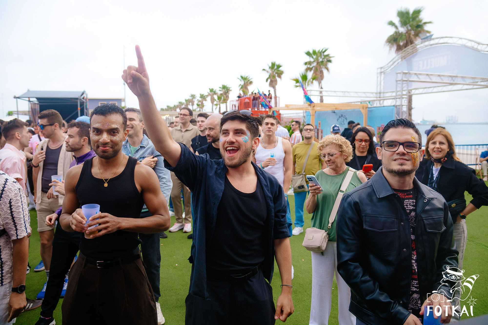 Cariña La Fiesta 2.0 — Fotos del evento en El Muelle Live, Alicante, 2026 | FOTKAI