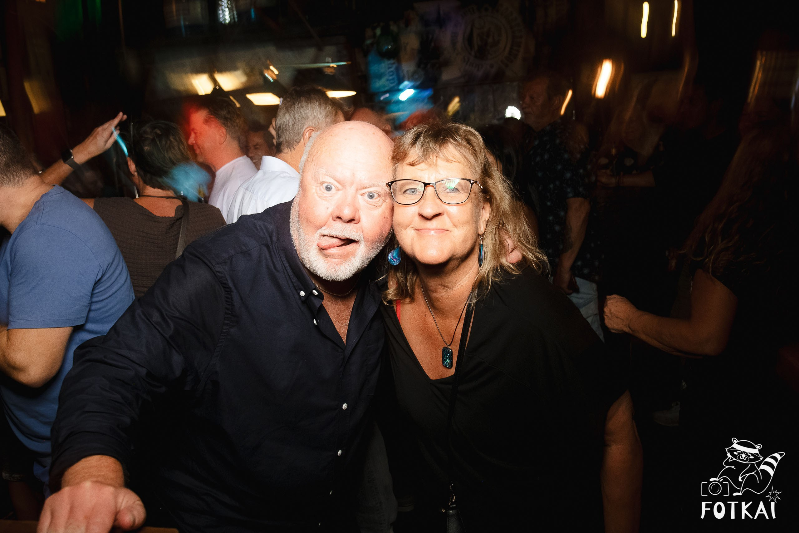 The Comebacks en El Paso Rock Bar Torrevieja: Reportaje fotográfico 11.10.25 | FOTKAI