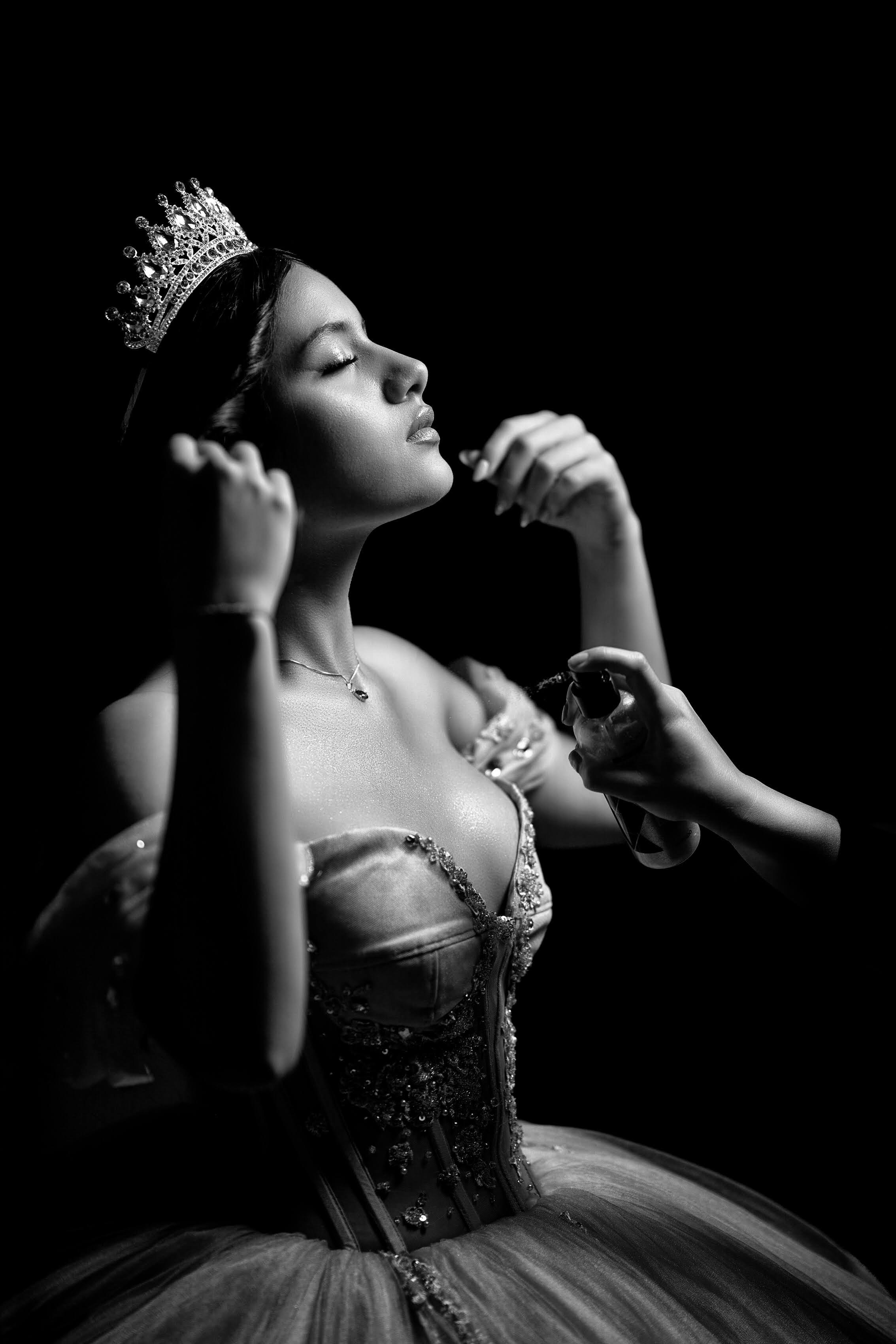 Mis 15 | Sesiones de Fotografía Modernas. Wedding Photography & Videography by ZZ Hendrick | Capturing Your Love Story in Colombia & USA