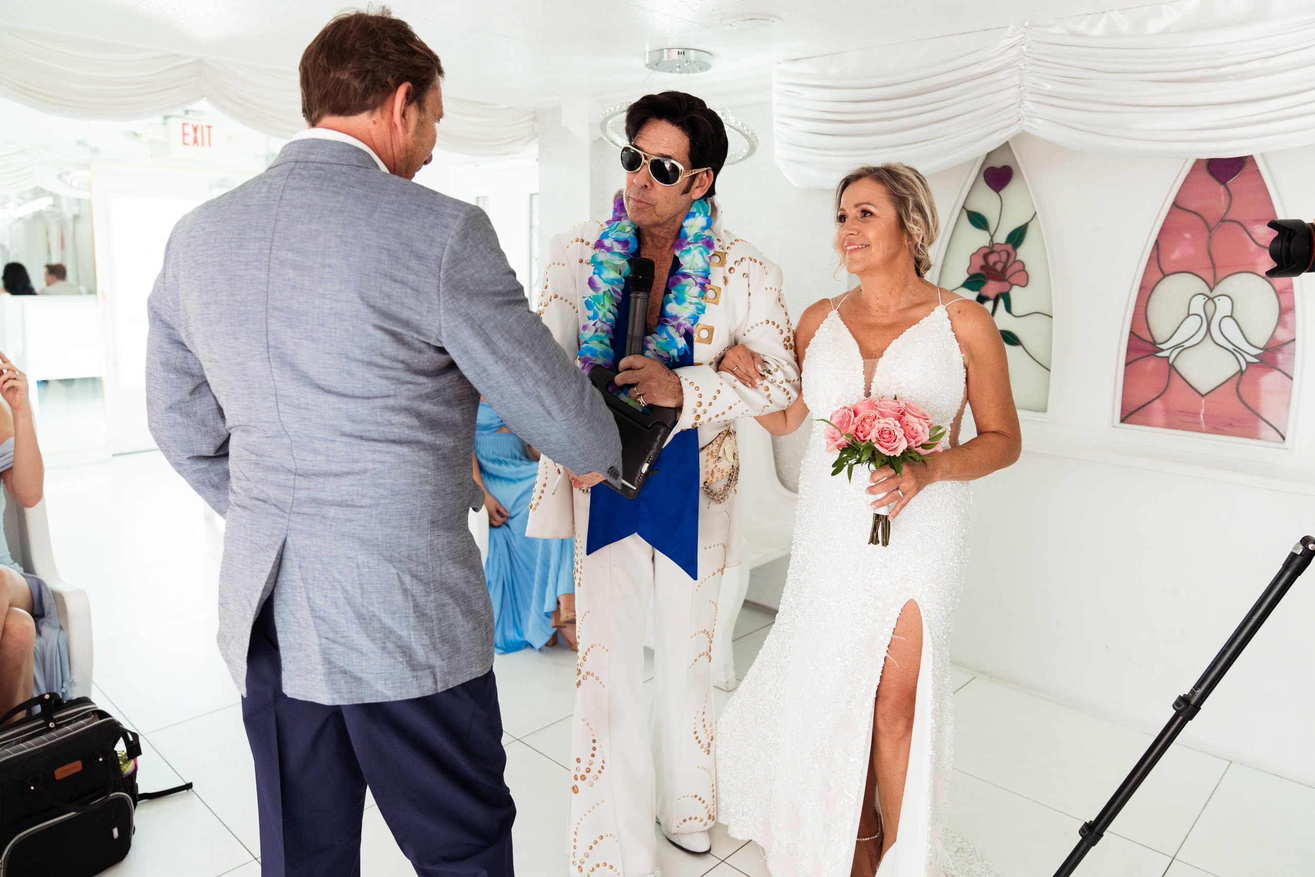 Sandra&Steffen. Renewal vows. Wedding & elopement photographer Viktoriya Kravtsov. Las Vegas