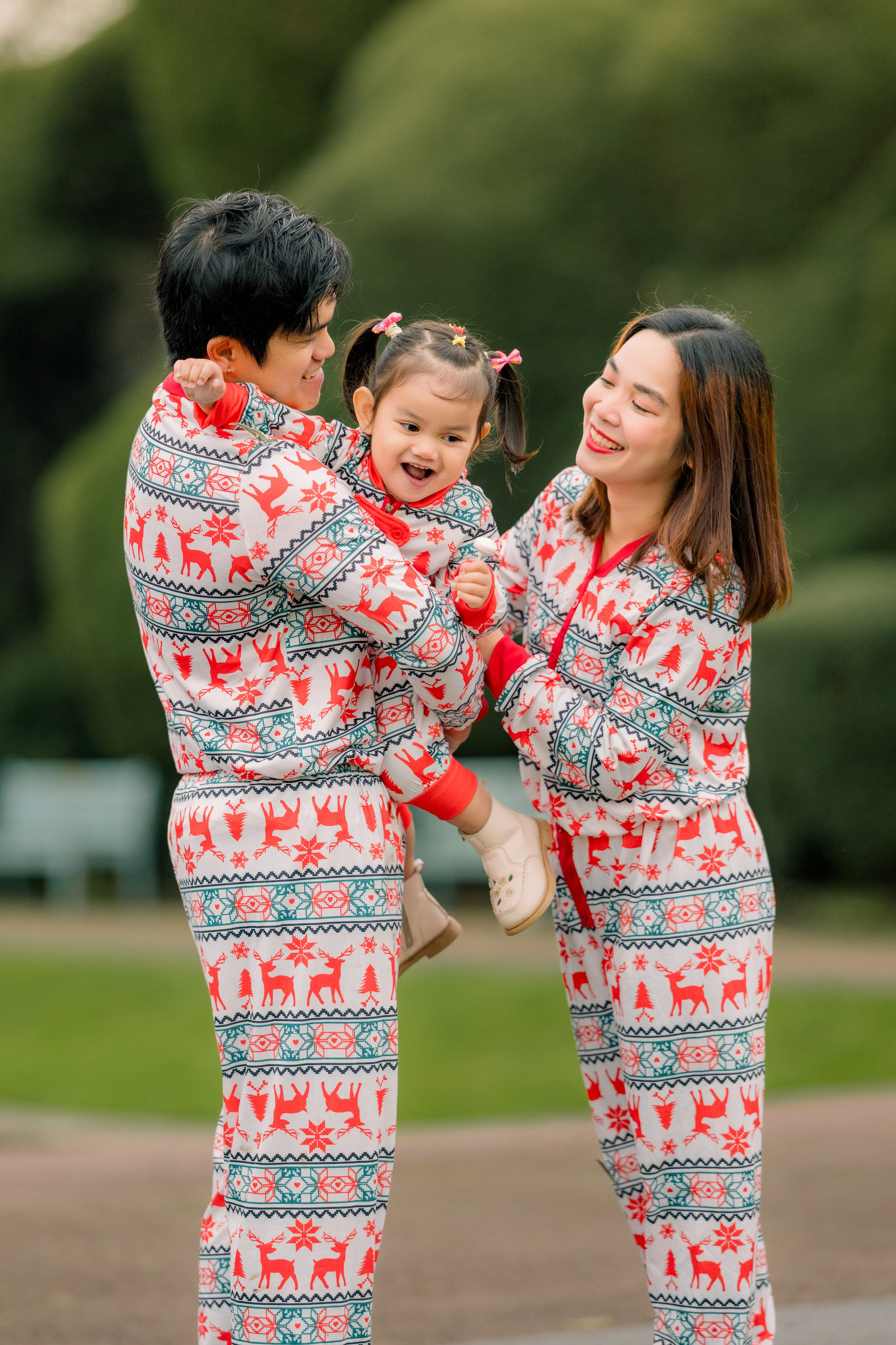 Maturan Family. CSR Photography