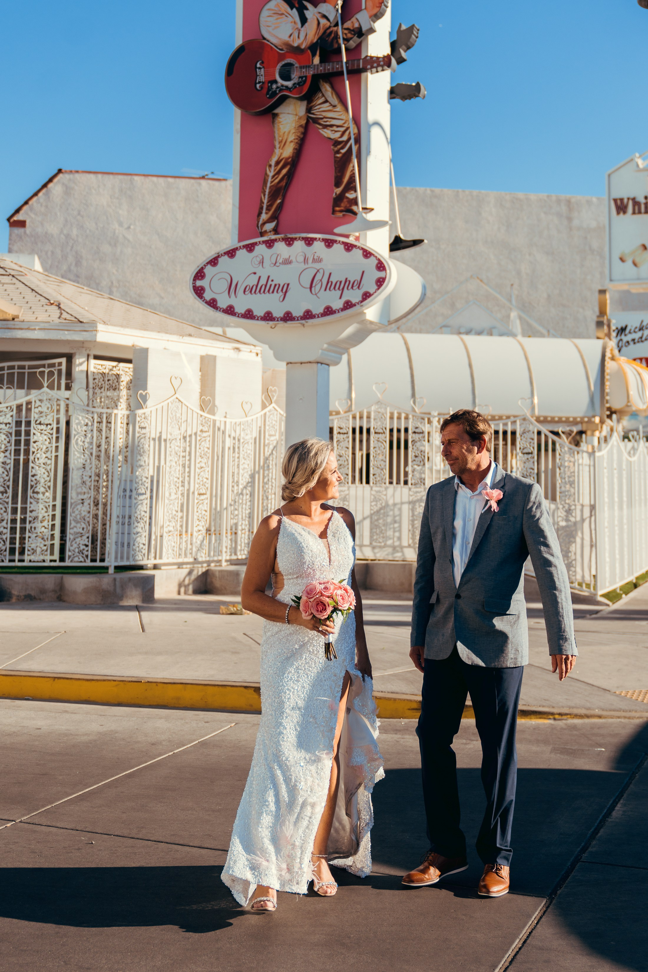 Sandra&Steffen. Renewal vows. Wedding & elopement photographer Viktoriya Kravtsov. Las Vegas