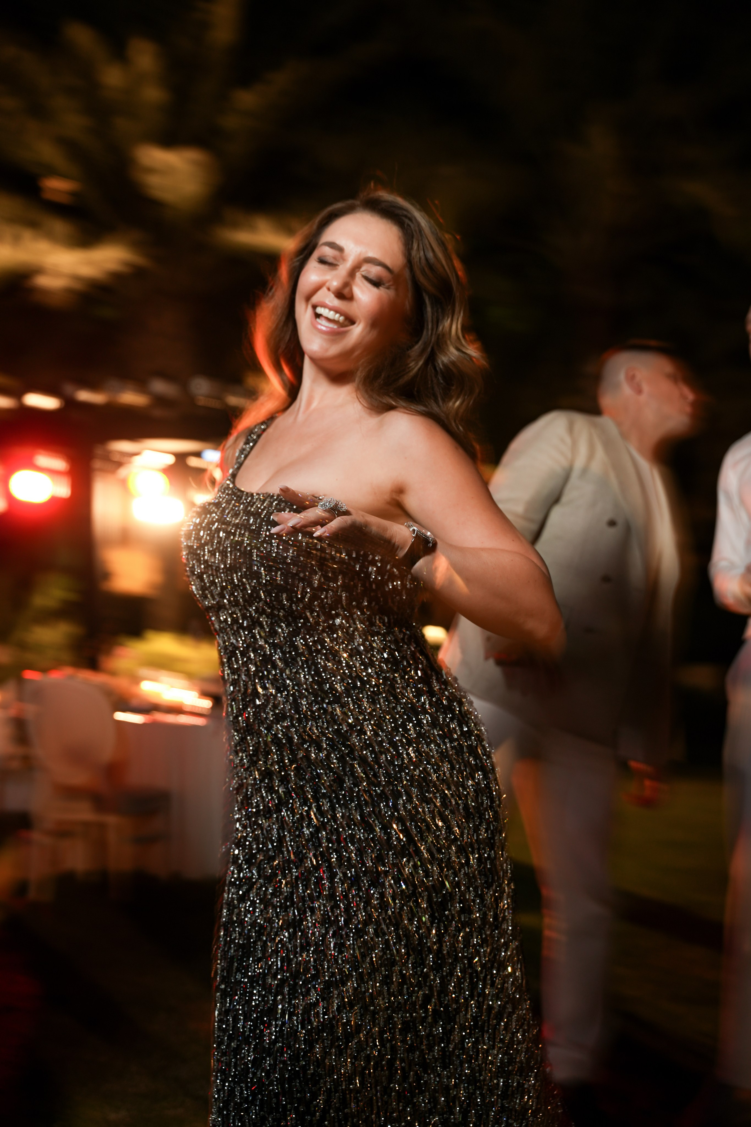 WEDDING. Photo and video production. Editing & retouching services. Training