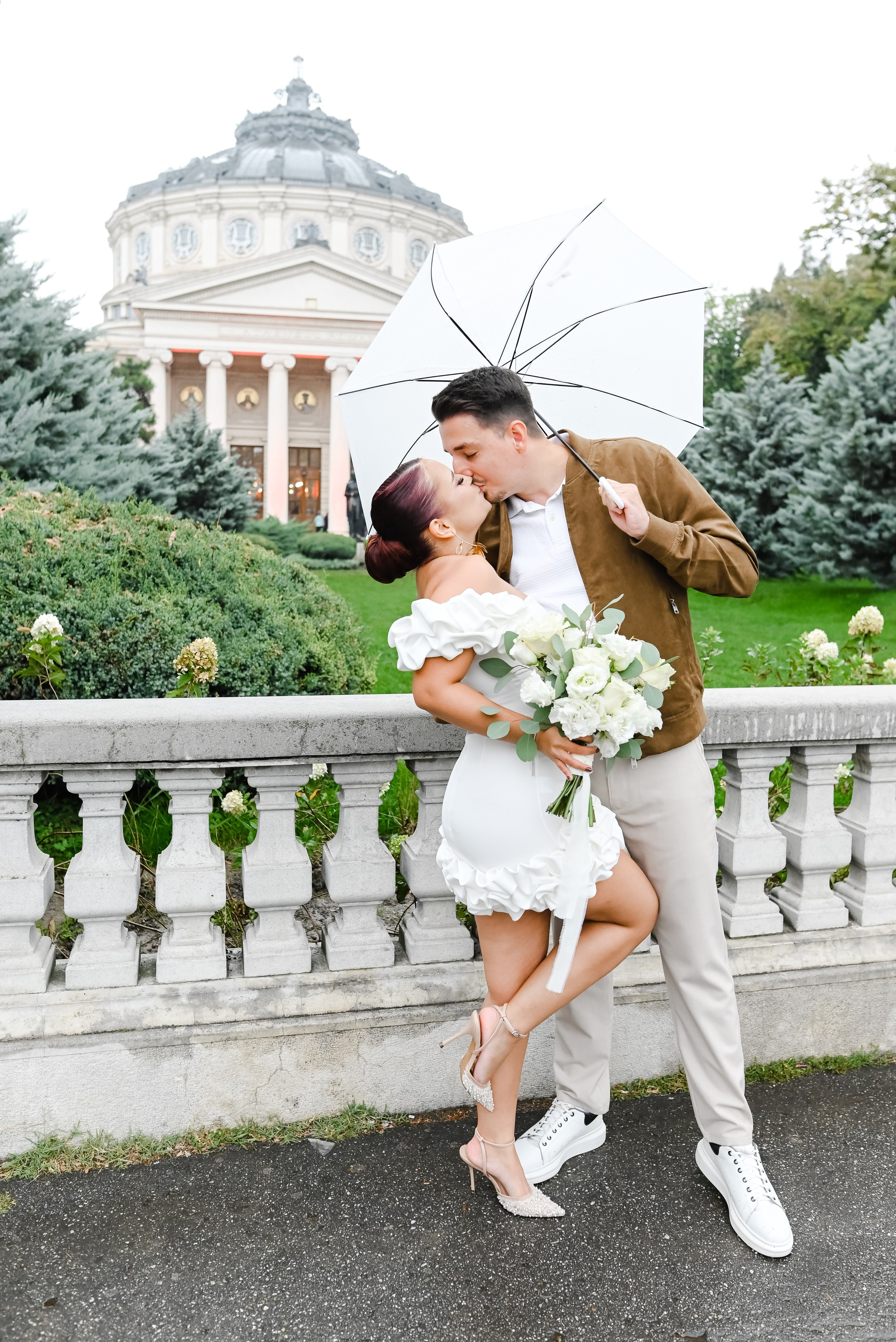 Sedinta Save the Date Medeea si Sebastian, Ateneul Roman. Ana Maria Dragan Fotograf Evenimente