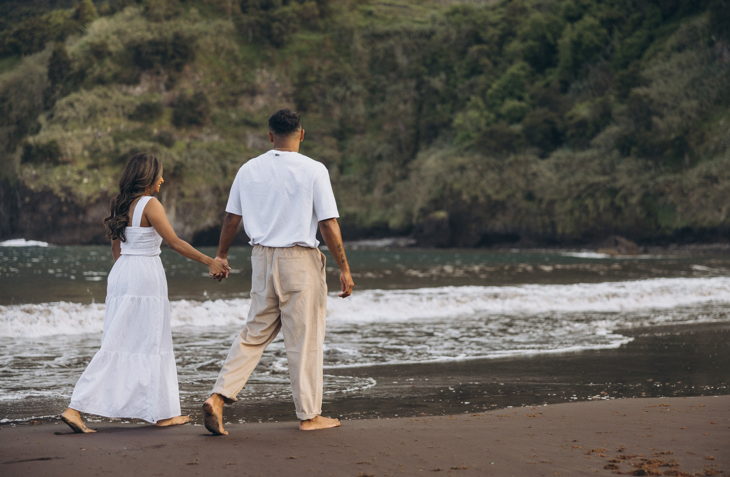 Couple photoshoot in Seixal beach