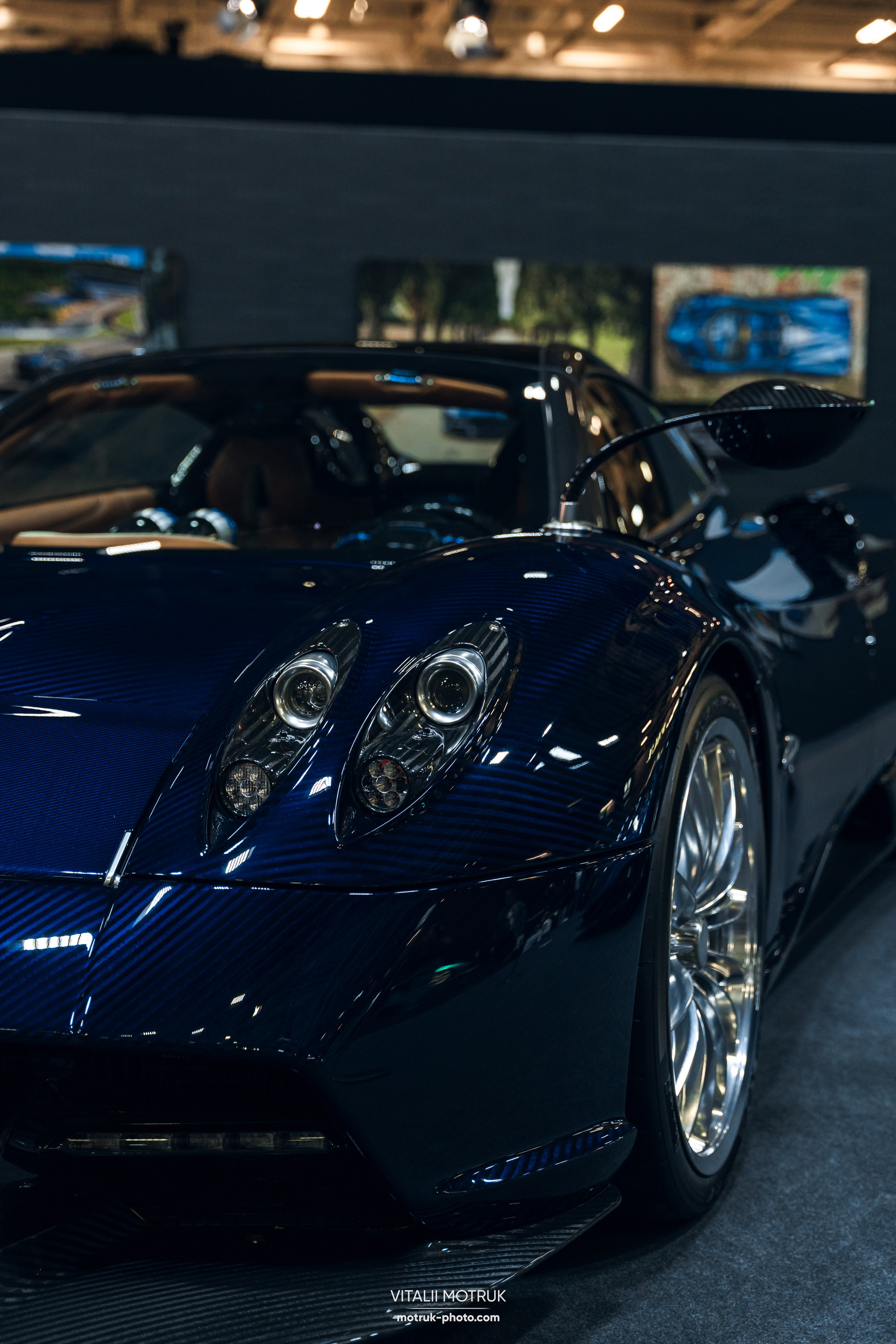 Retromobile 2026. Photographe de voitures à Paris — Vitalii Motruk