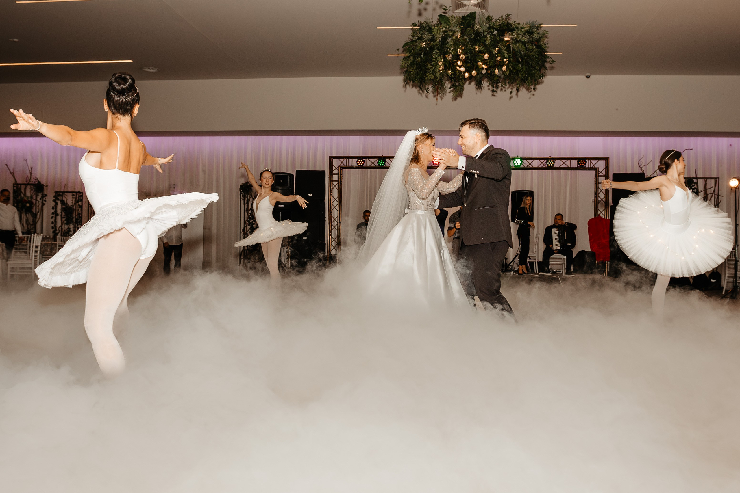 Cristina si Cristian. Ionut Brehuescu — Fotograf