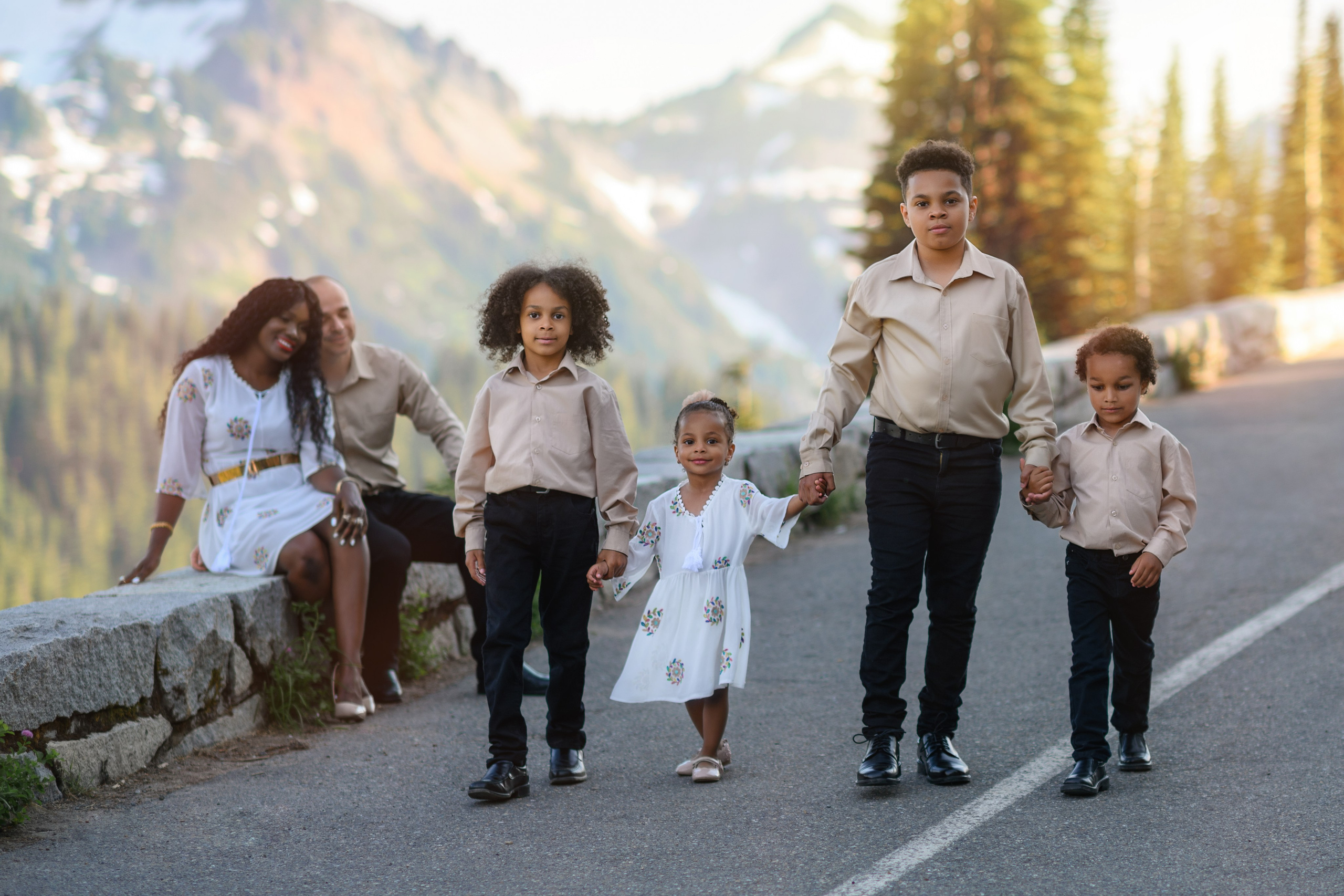 Carline and her family. Wedding & family photography in Seattle area. Helen Michelle photographer