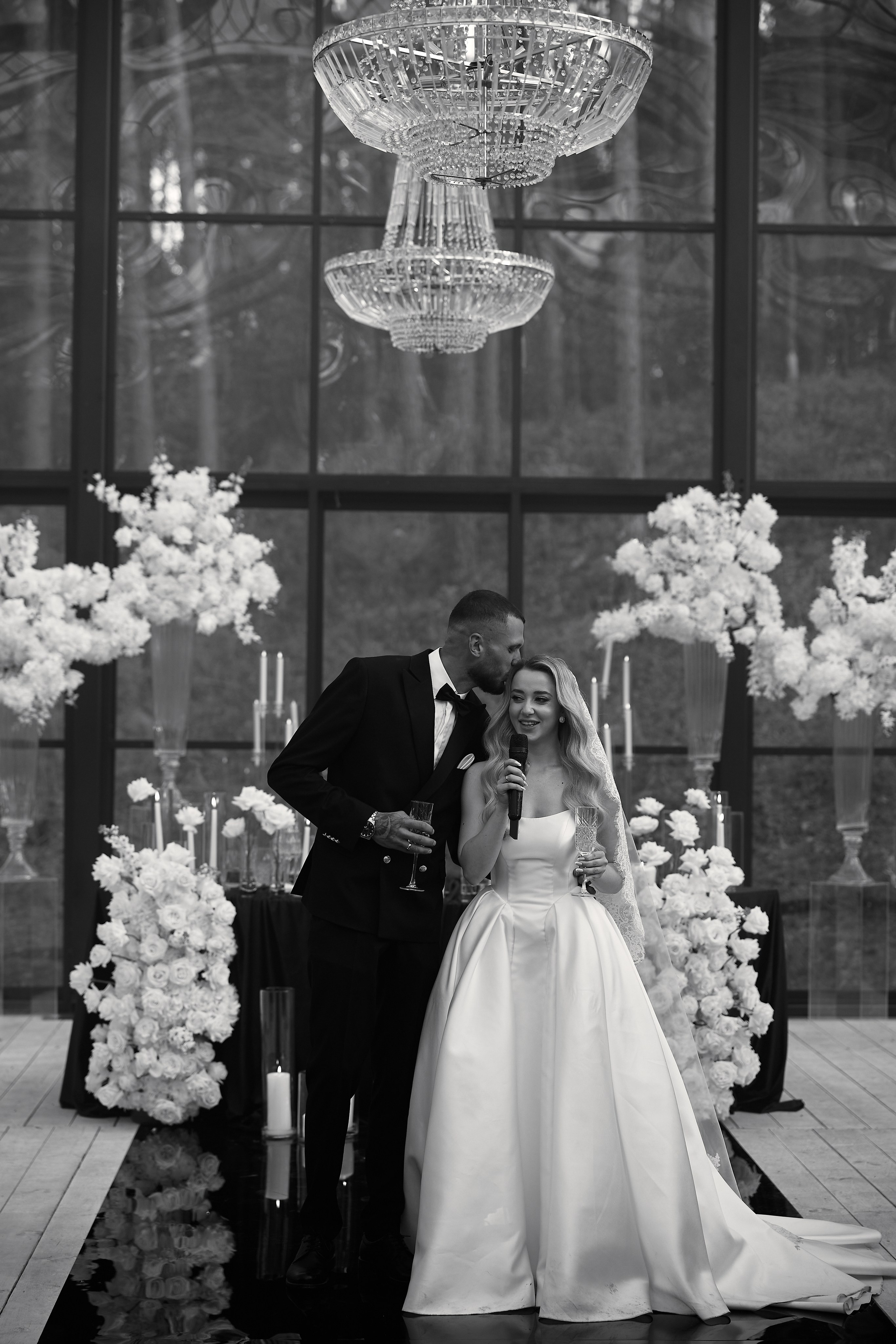 Natalia & Roman. Dworek przy lesie. Fotograf ślubny i rodzinny w Krakowie Yana Klymova