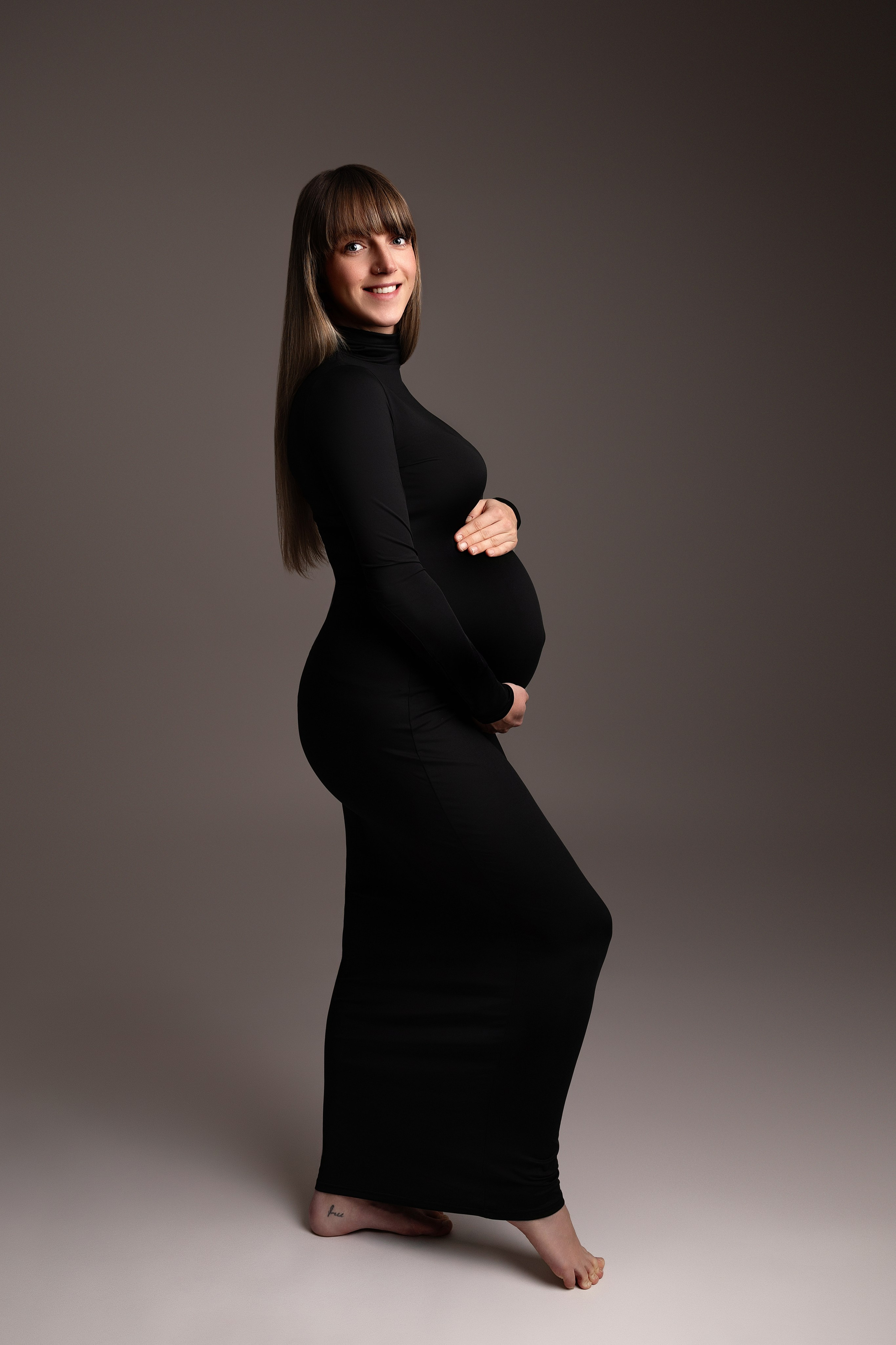 Babybauch. Neugeborene- Schwangerschaft- und Kinder Fotografin in Lehre