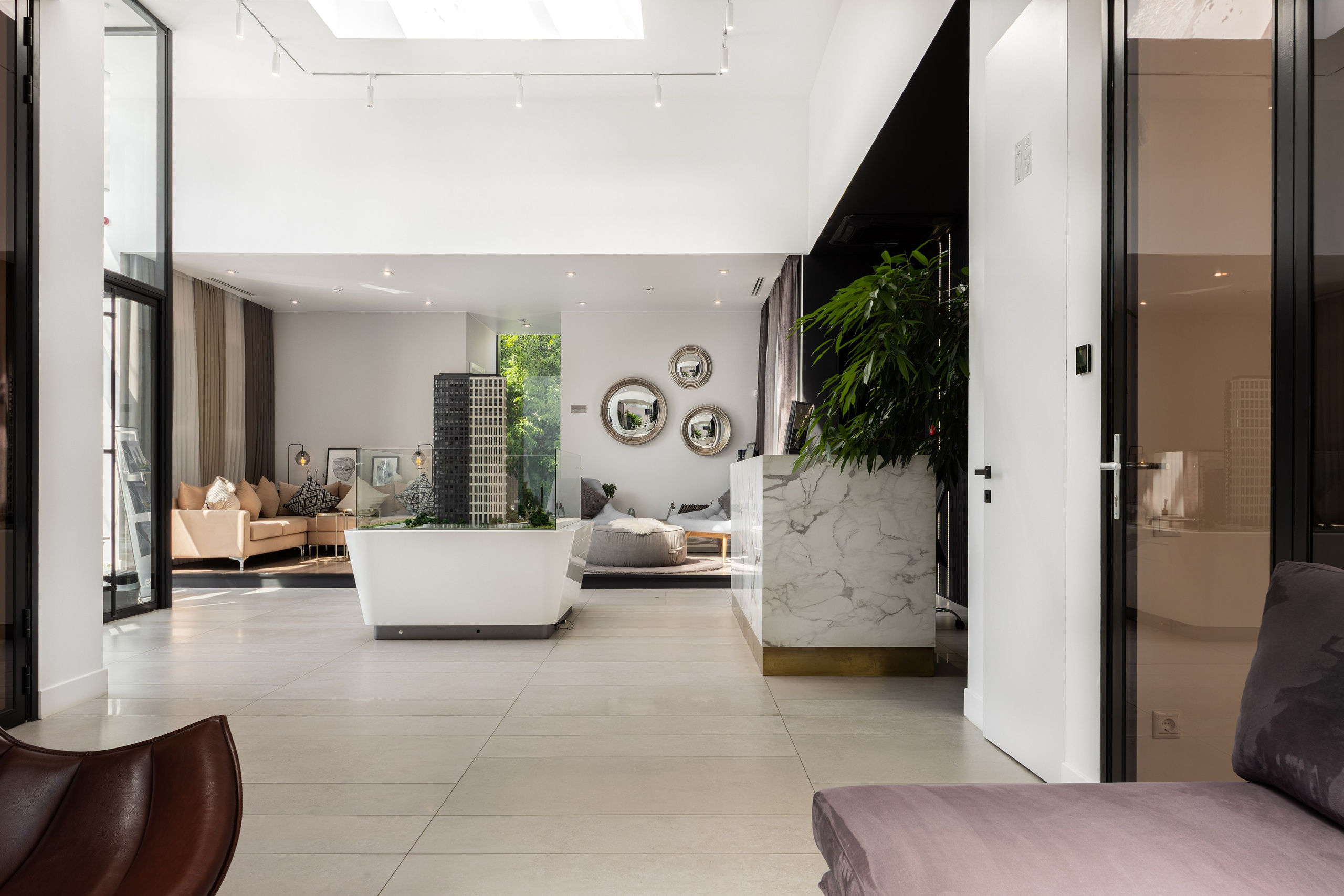 LEVEL — Bureau de vente