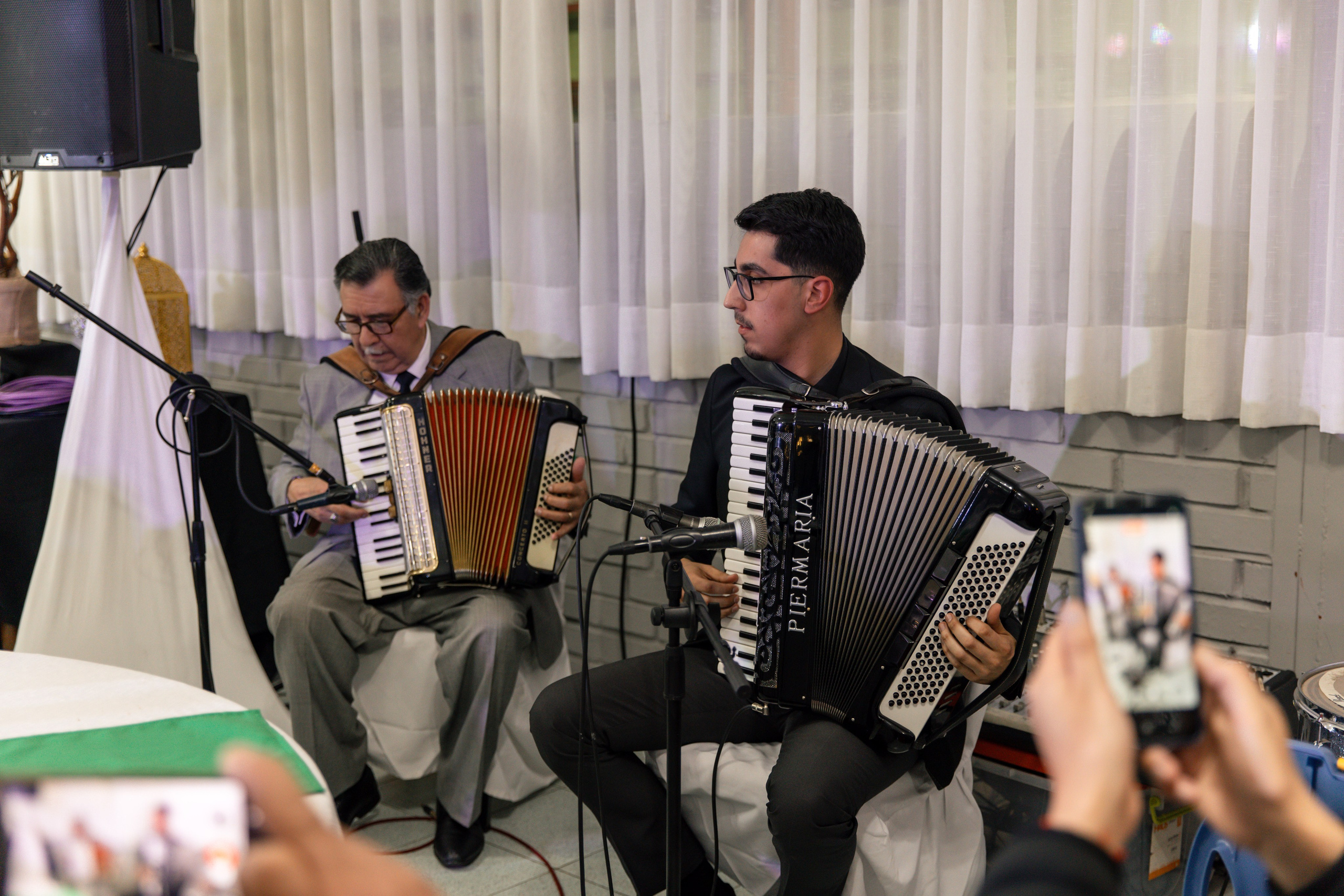 Johana y Edgar. Dinka & Emilio - El arte de preservar lo que no se repite