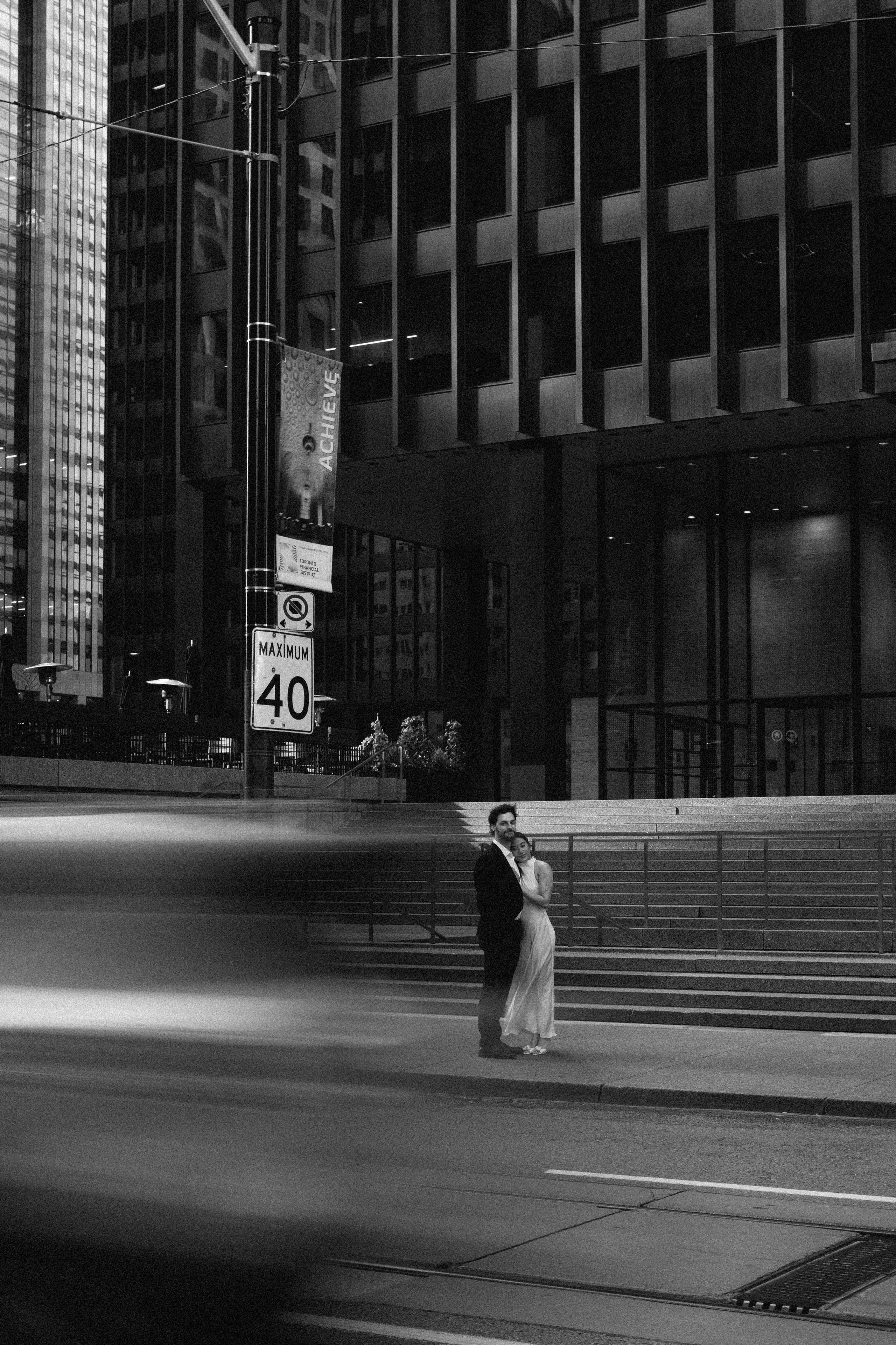 Engagement Session — Downtown Toronto. Anna Leb Photo