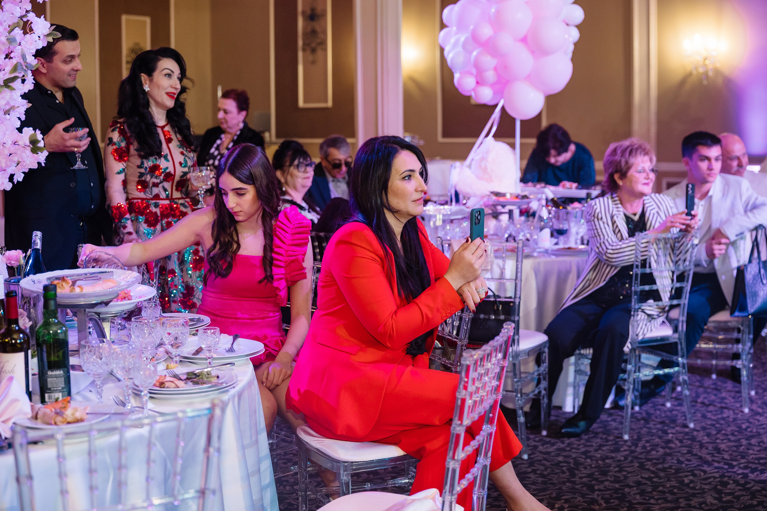 04.13.2025 First birthday. Wedding family event photographer in Chicago Nick Yushevich