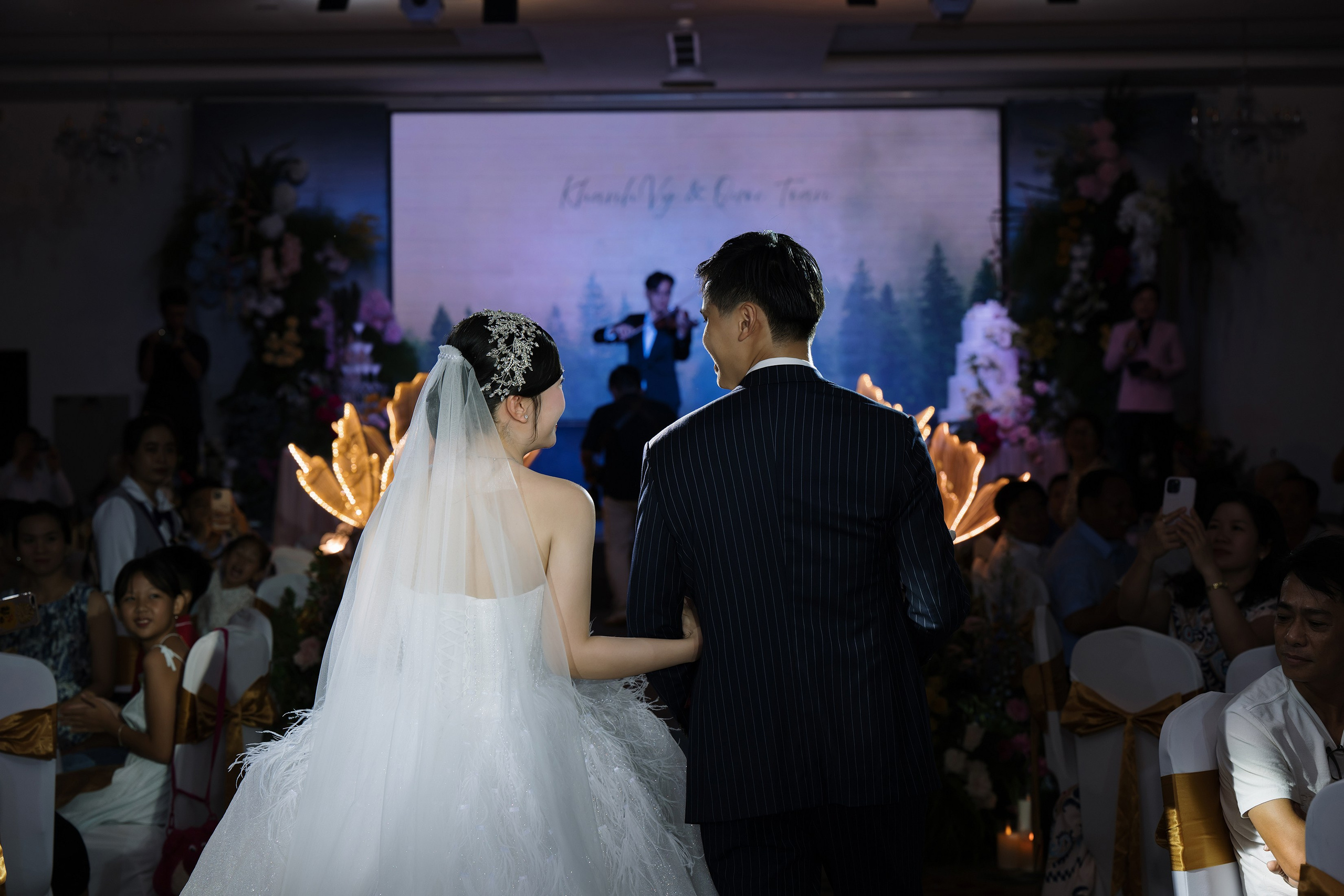 TOAN & VY / Wedding Journalism. Saigon Wedding Present | Art Beyond Moments