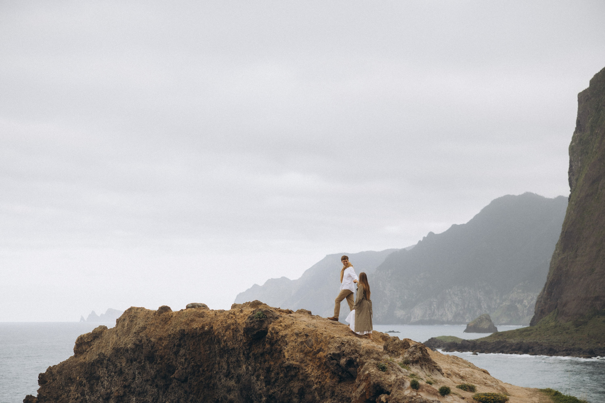 Cinematic proposal on the edge of Madeira cliffs with ocean views.