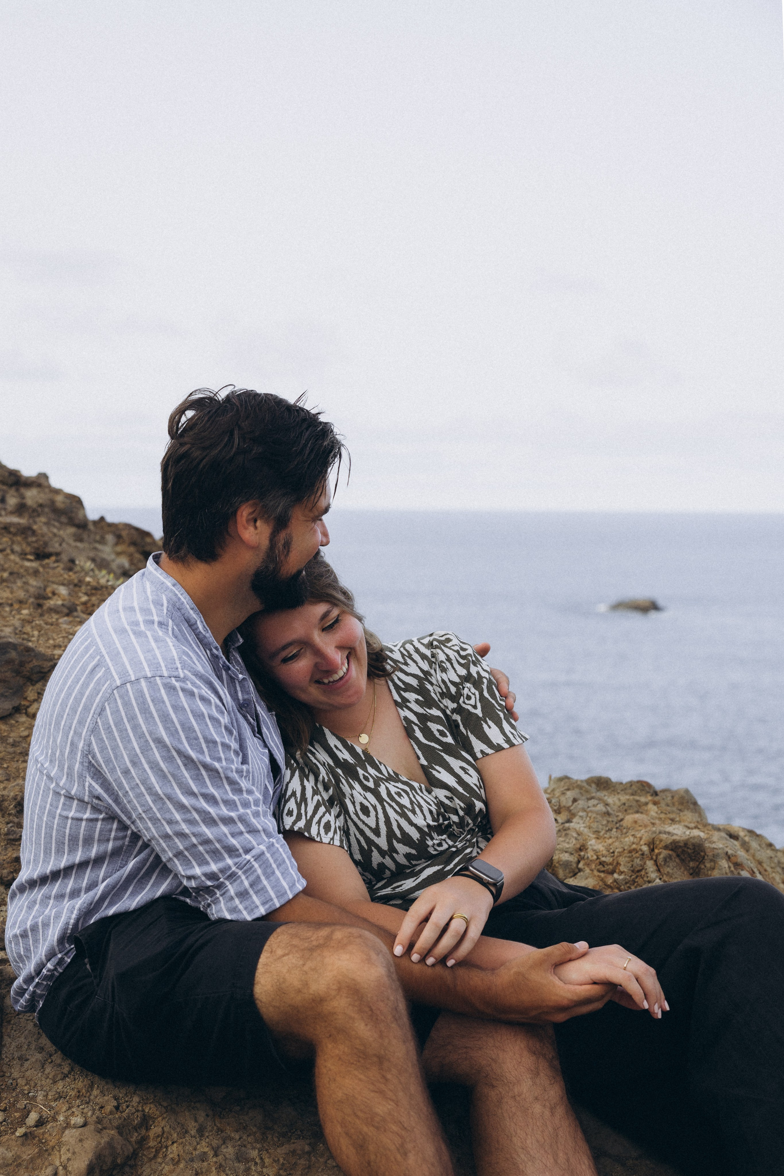 Secret Proposal at Miradouro do Guindaste at Sunset, Madeira. Fotógrafa na Madeira para casais, pedidos de casamento, elopements e casamentos íntimos | Tatiana