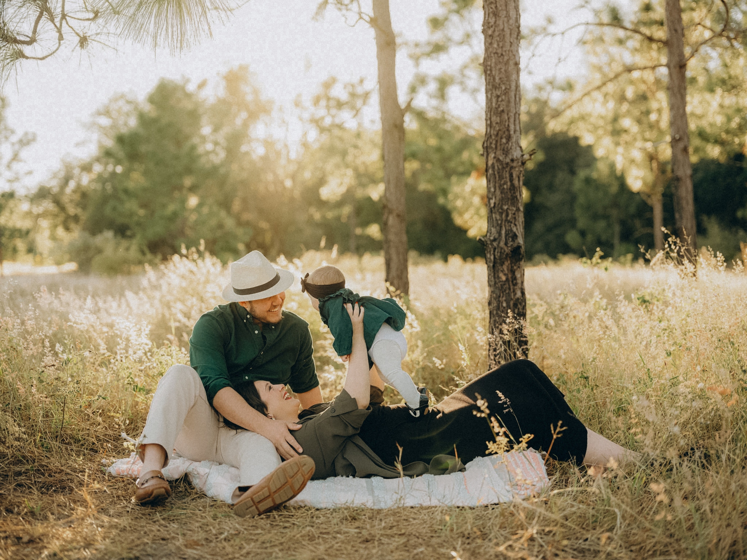 MOMENTS OF ELISA AND ROBERT. PHOTOGRAPHER IN ITALY