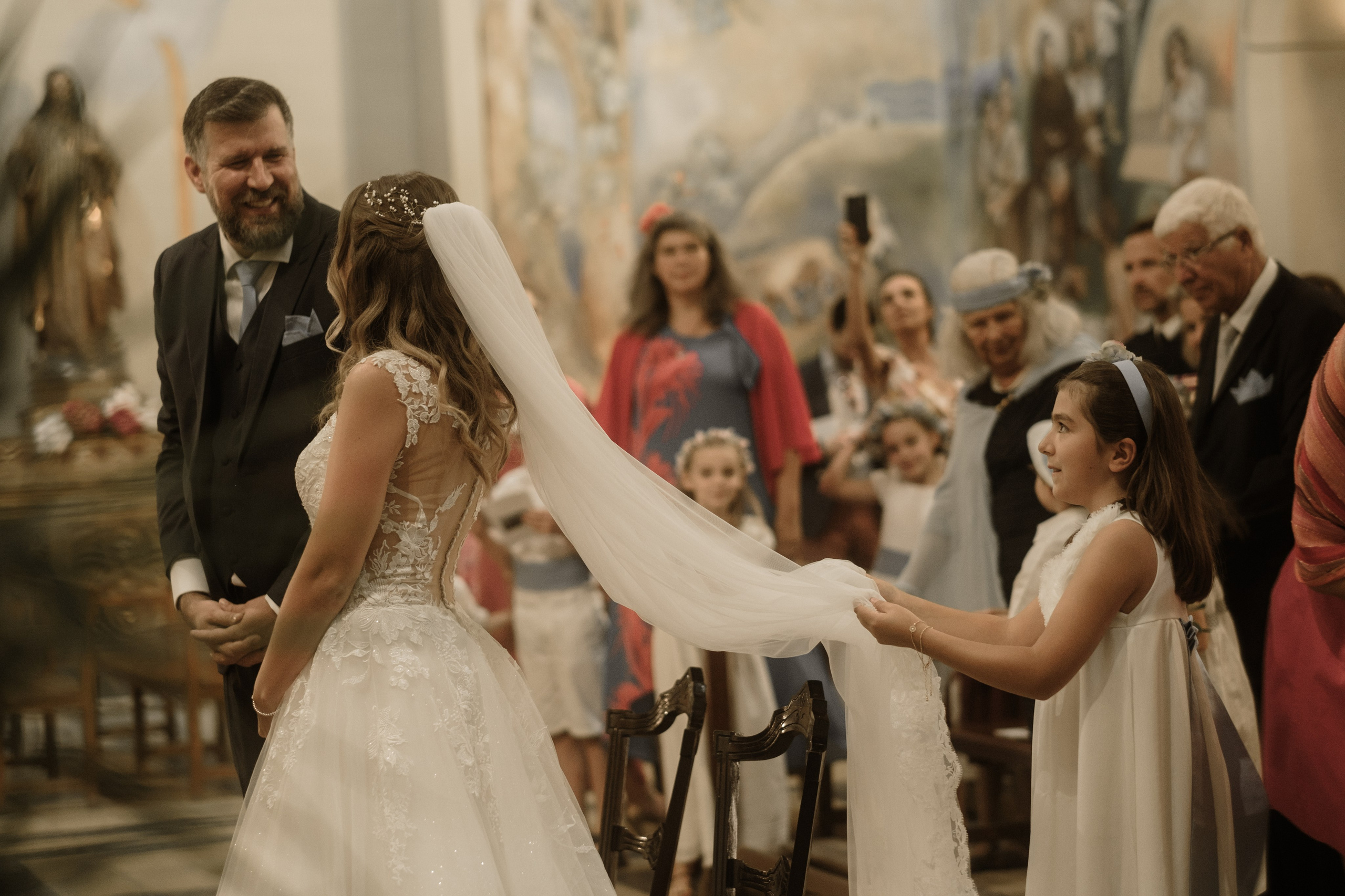 Svetlana & Alman. Monestir Sant Salvi. Paola fotógrafo / videografo de bodas en Barcelona