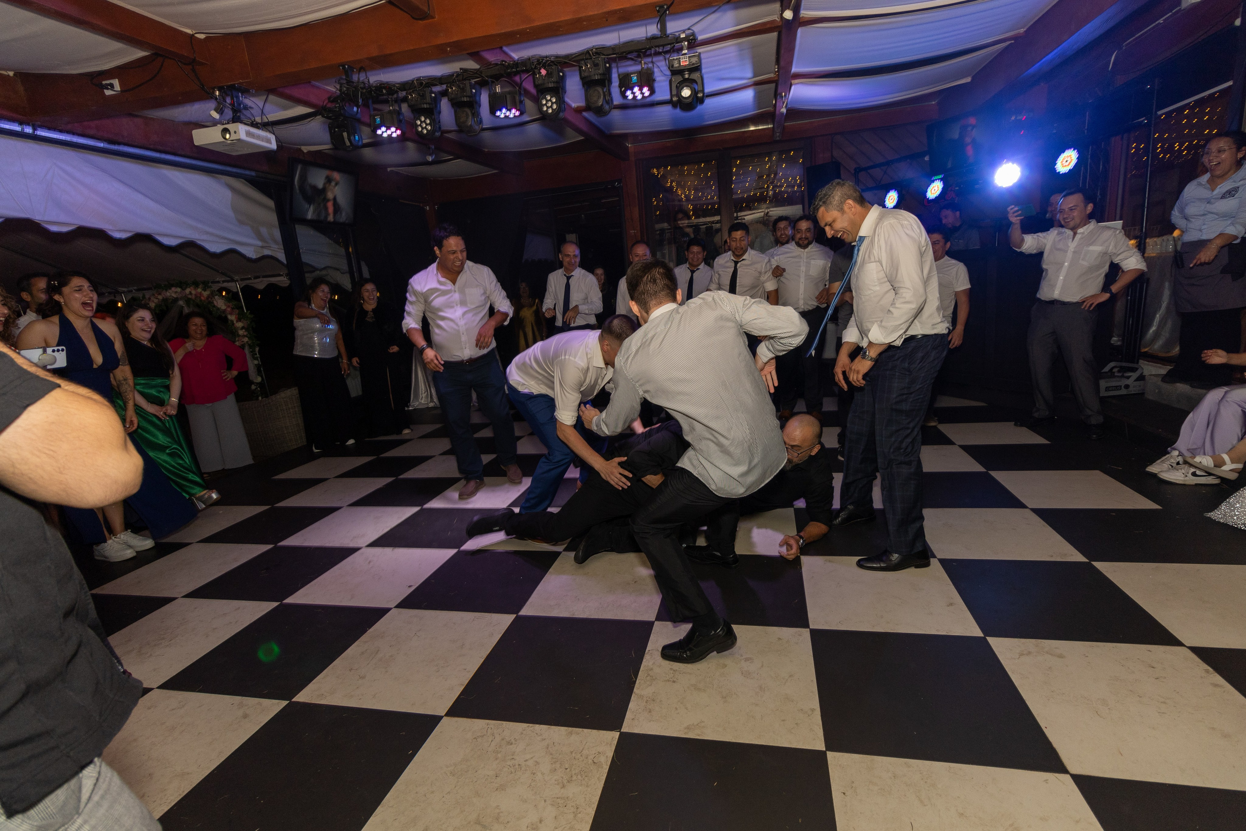 Katherin y Daniel. Dinka & Emilio - El arte de preservar lo que no se repite