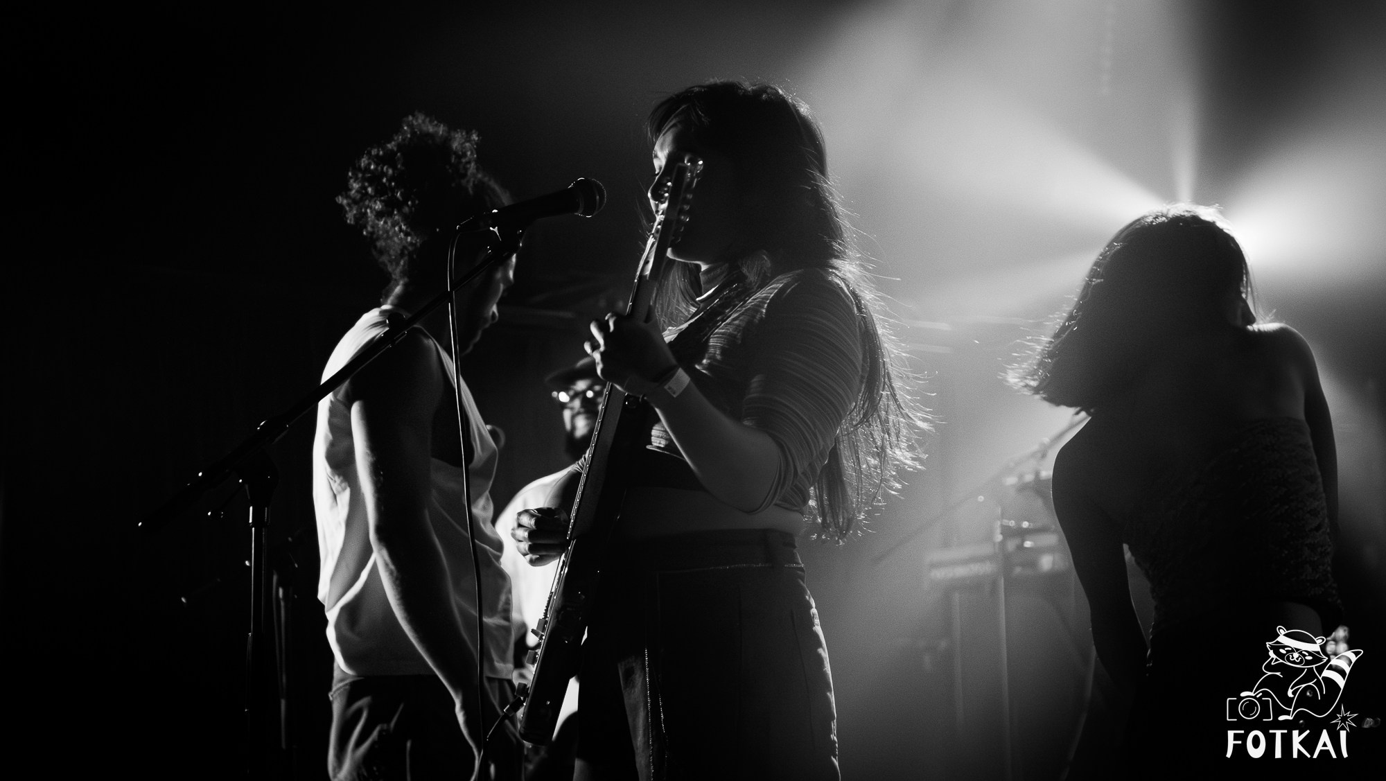 GINEL en Sala Villanos Madrid — Fotos del concierto, presentación Borde Vivo 2026 | FOTKAI
