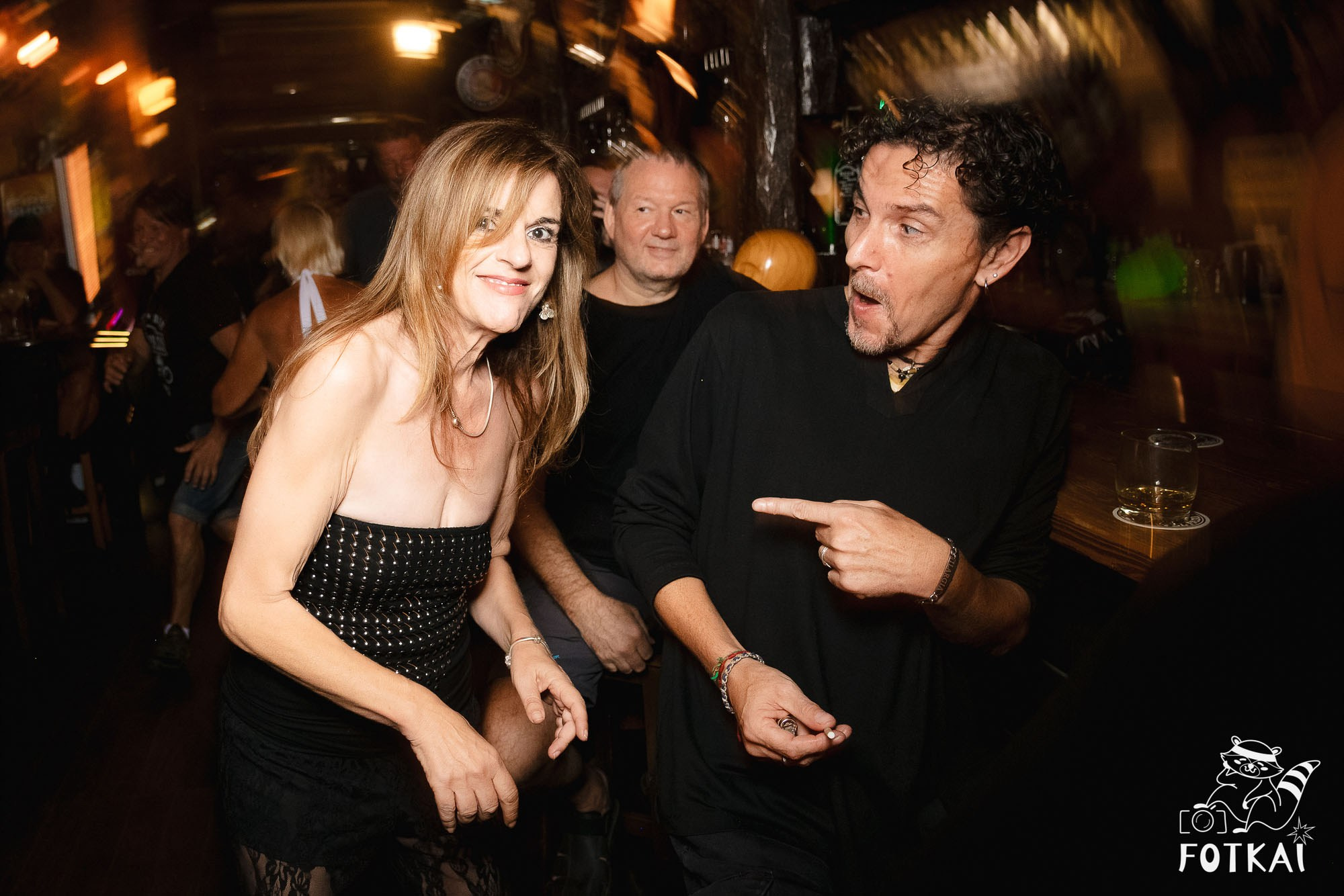 Get Back en El Paso Bar – Noche de Rock en Vivo | Reportaje Fotográfico Oktoberfest | FOTKAI