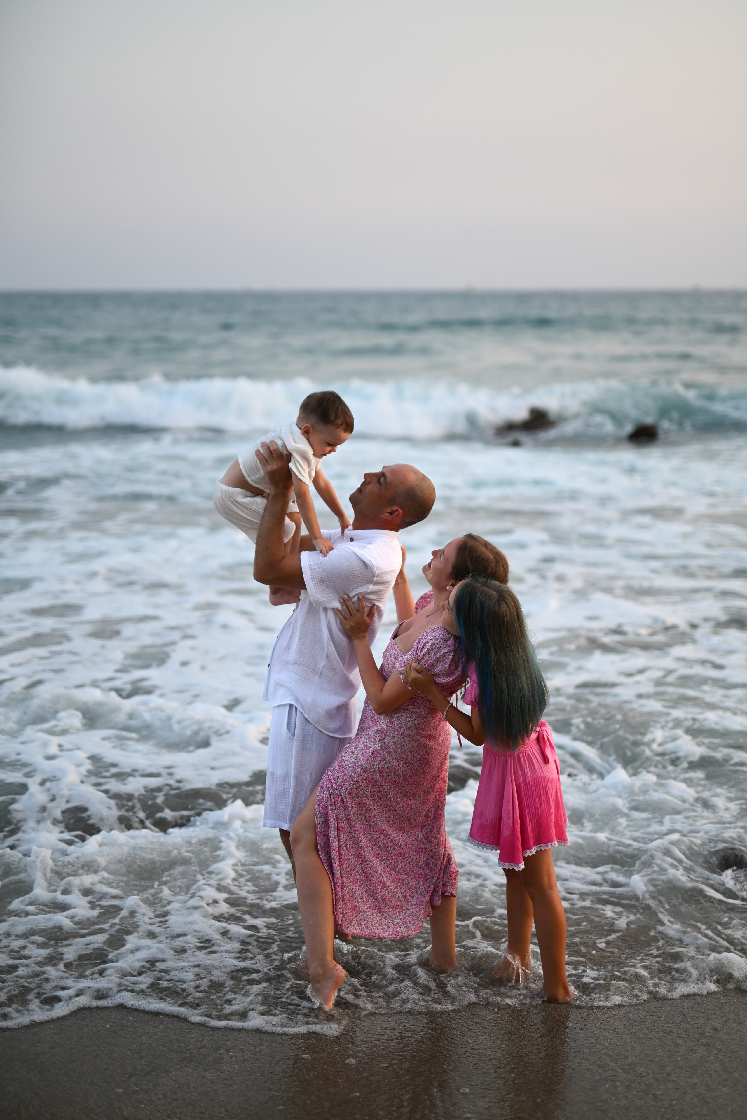 Семейная съемка на пляже Клеопатра. Фотограф в Алании (Аланье), Сиде, Манавгате. Турция