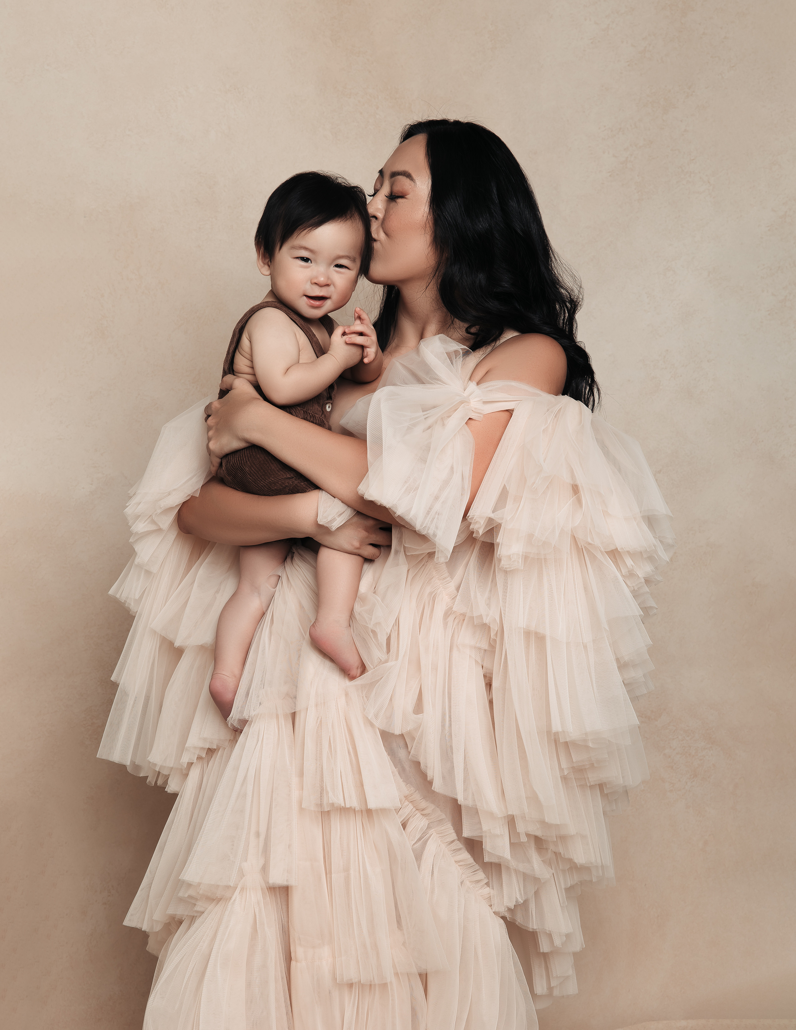 Mommy&me/family. Los Angeles maternity, boudoir and family photographer