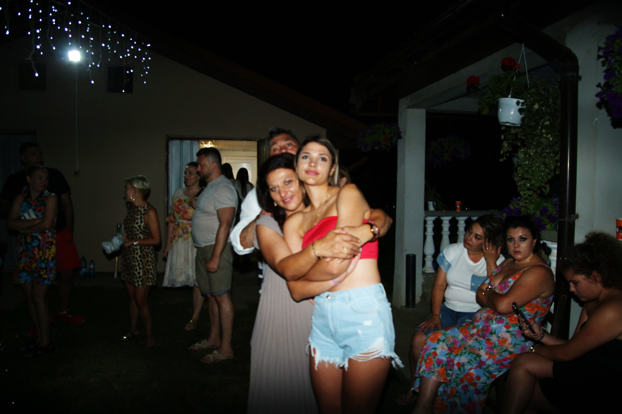 BYZO MEDIA. PETRU BYZO - family and children photographer in ROMANIA