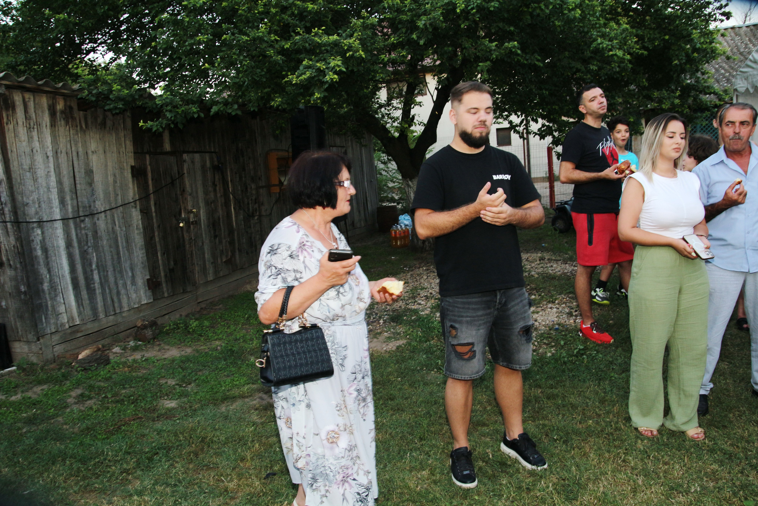 BYZO MEDIA. PETRU BYZO - family and children photographer in ROMANIA