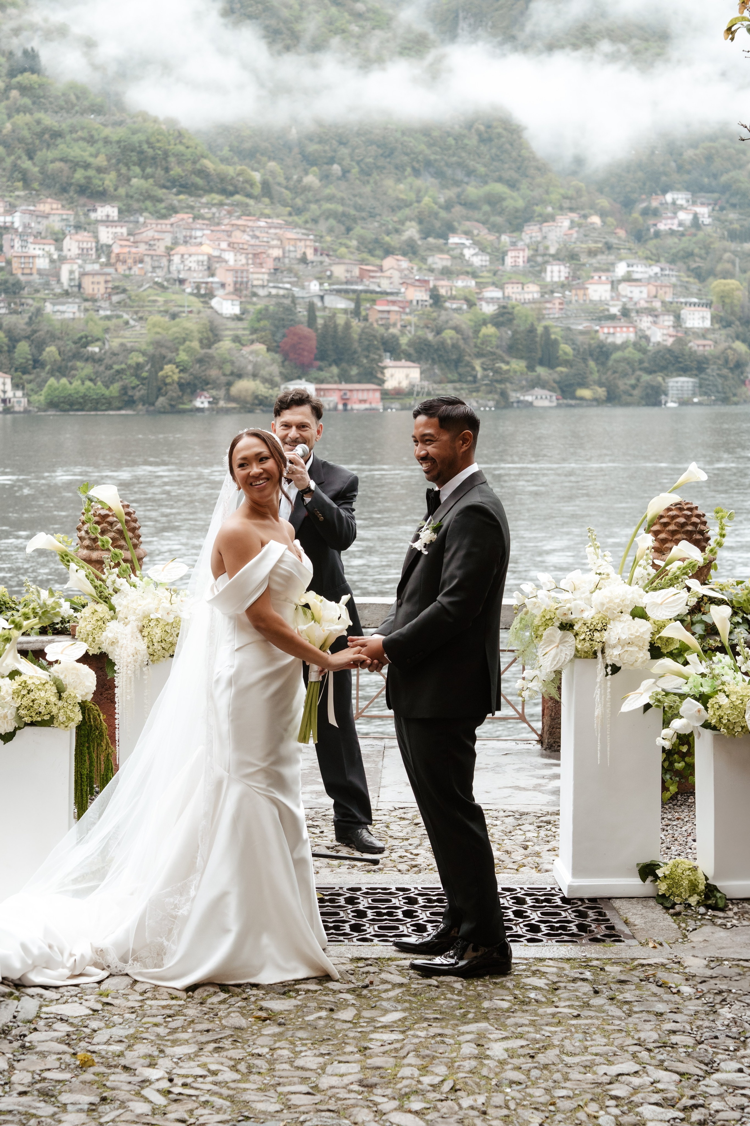 BEATRICE AND RAFAELE_LAKE COMO_Villa Regina Teodolinda. PHOTOGRAPHER IN ITALY