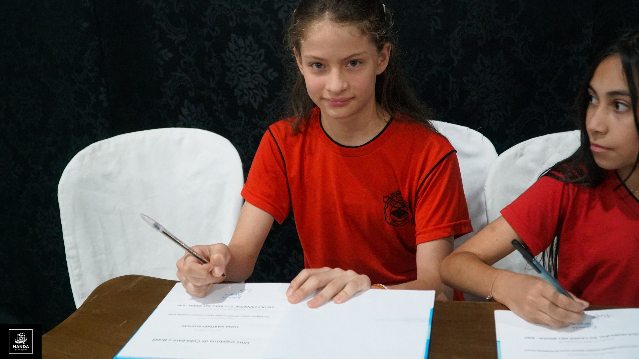 Noite autógrafos colégio Aurélio Buarque de Holanda. Handa Produções