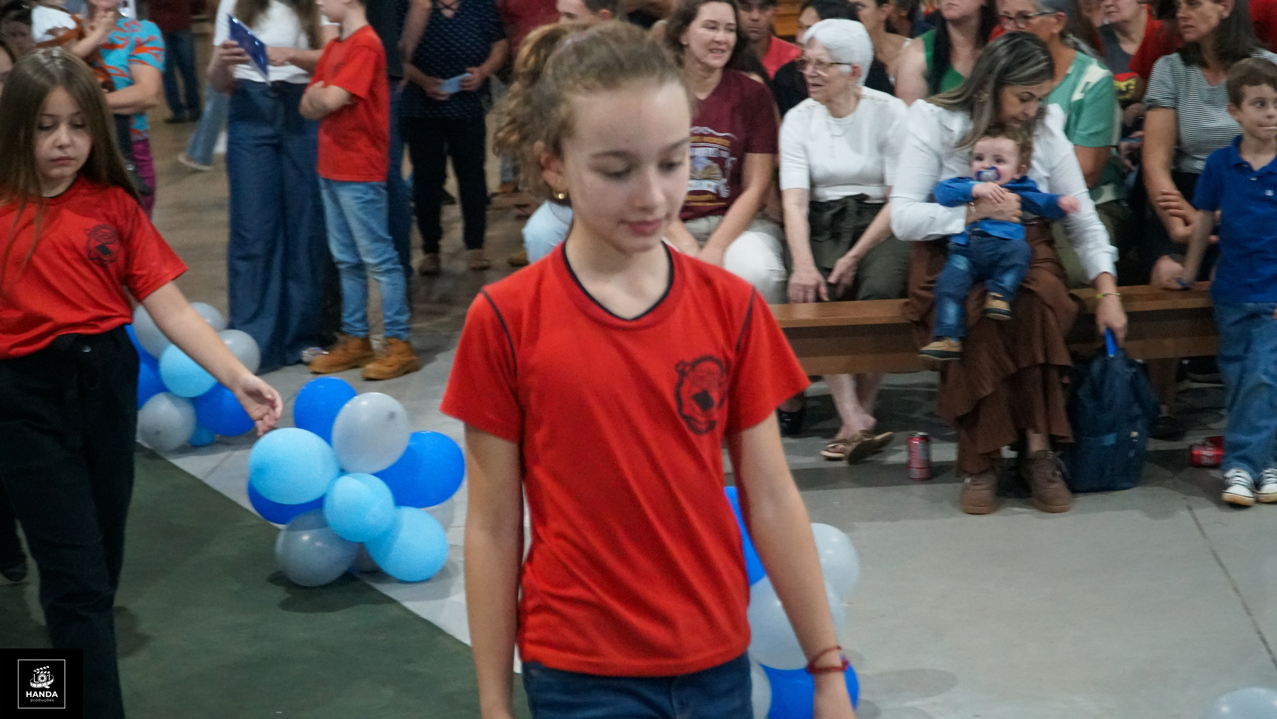 Noite autógrafos colégio Aurélio Buarque de Holanda. Handa Produções