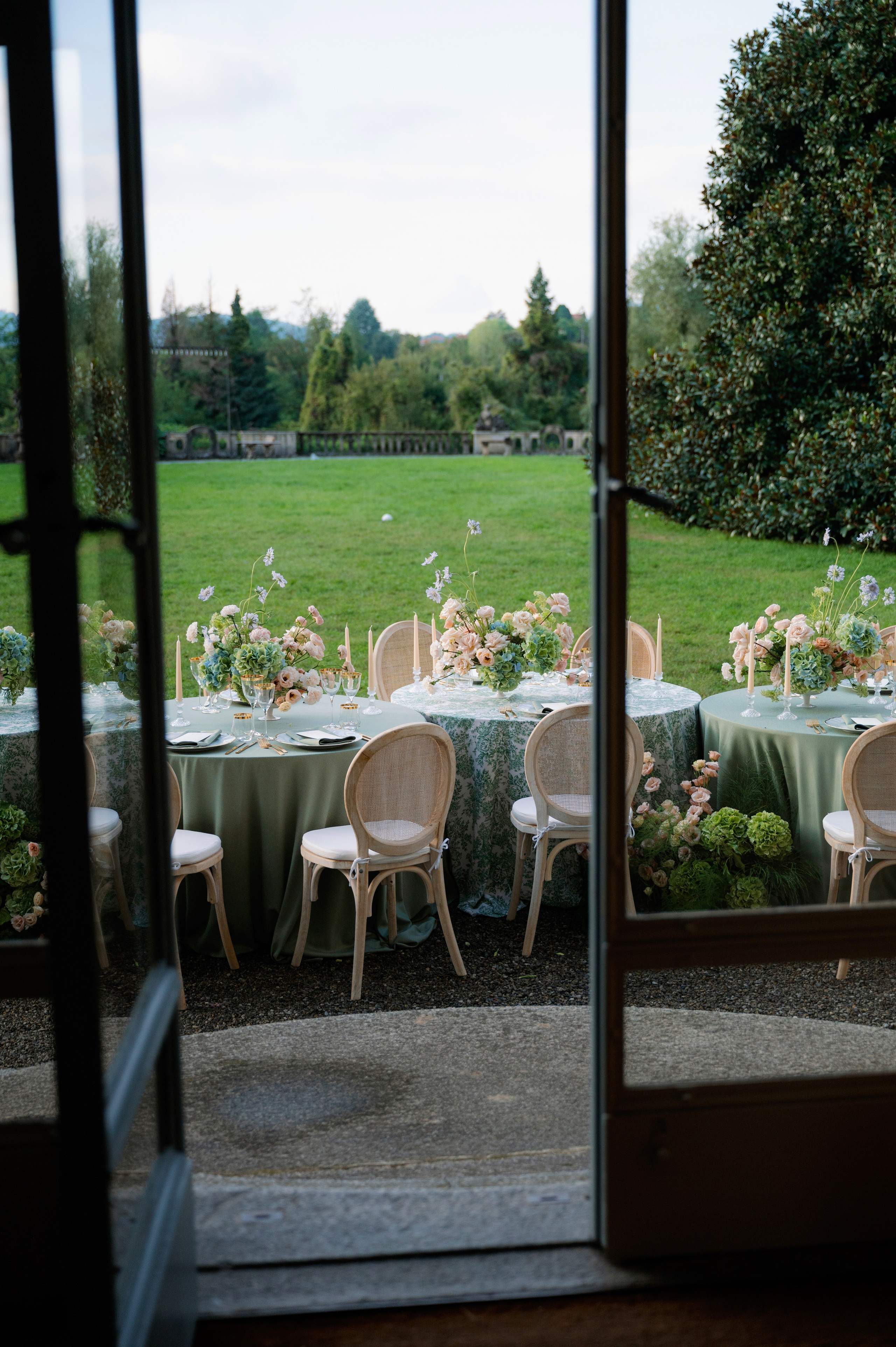 Anna & Matt. Bakasphoto wedding and lifestyle photography Latvia and Worldwide