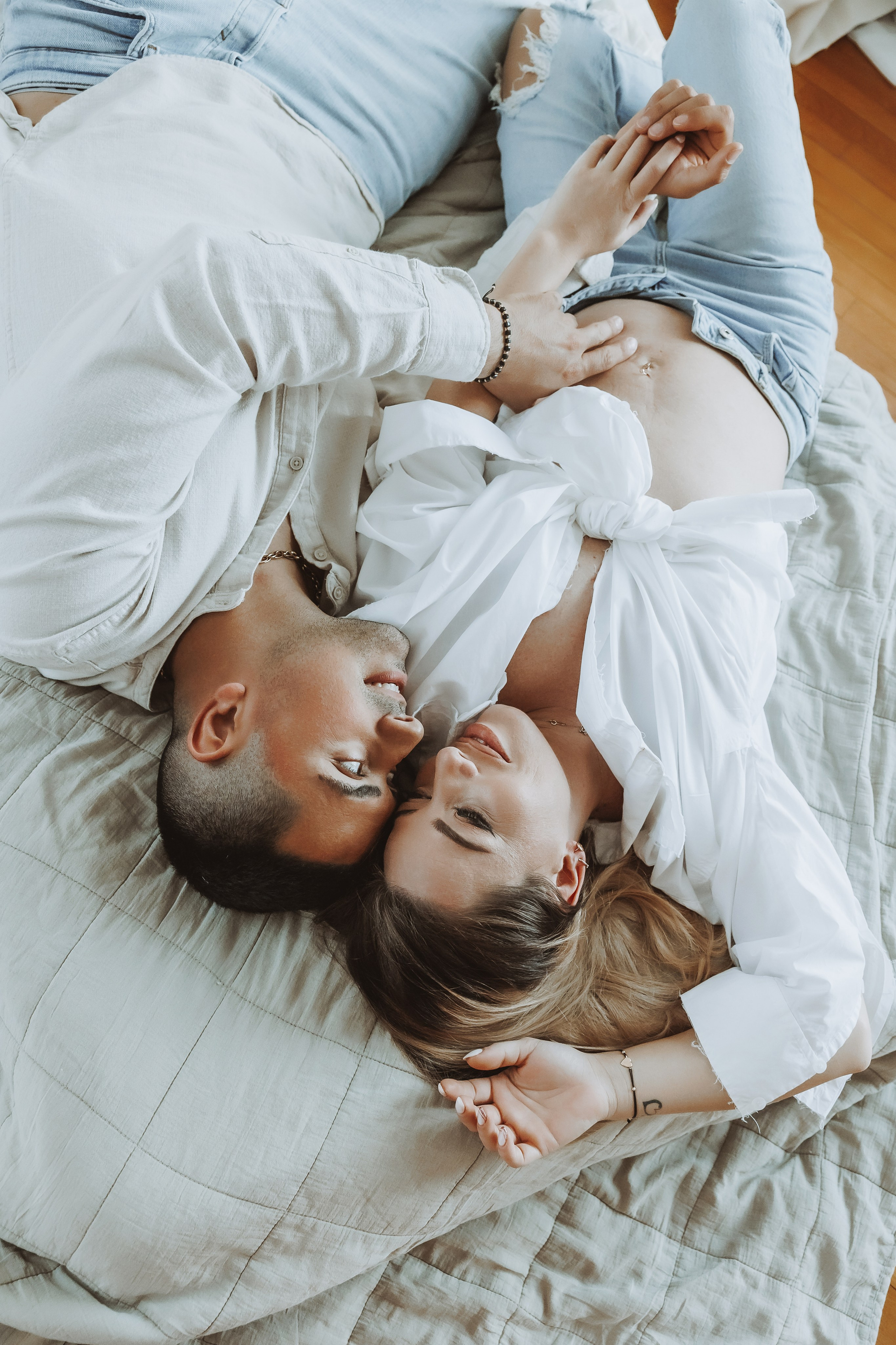 Бремена фотосесия в студио. Фотограф Ирина Йотова