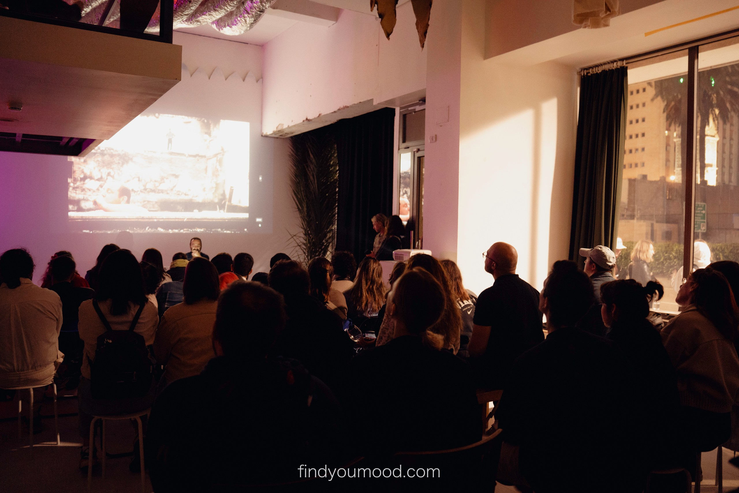 TOHUBOHU. Photo and video shooting