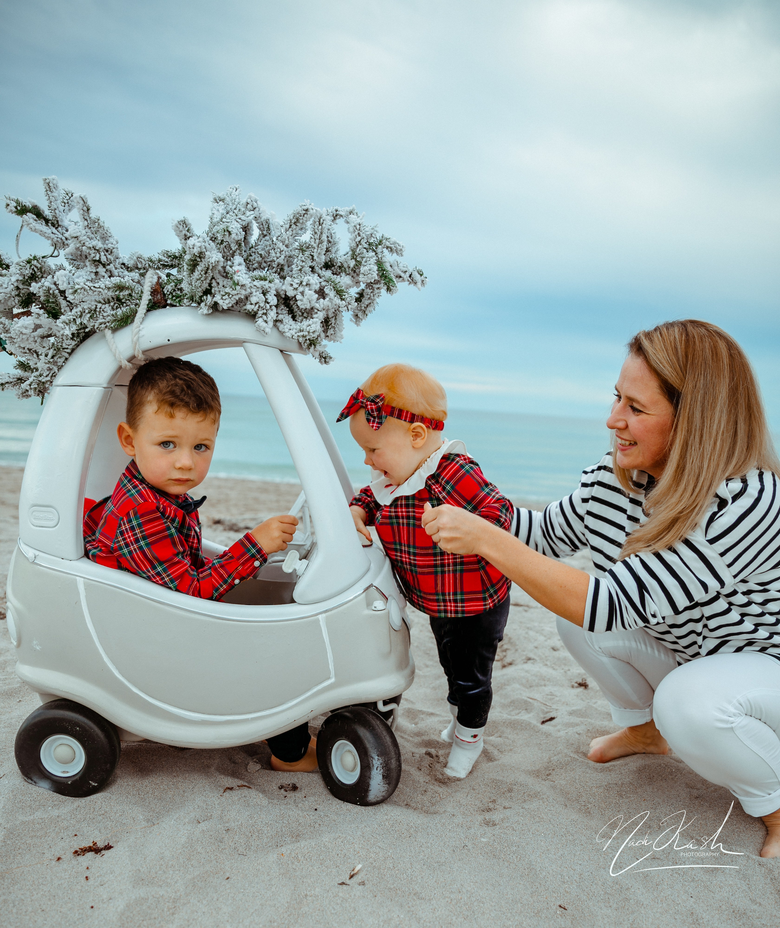 Christmas photoshoot. Photographer in Miami, Family photographer, Event, Wedding