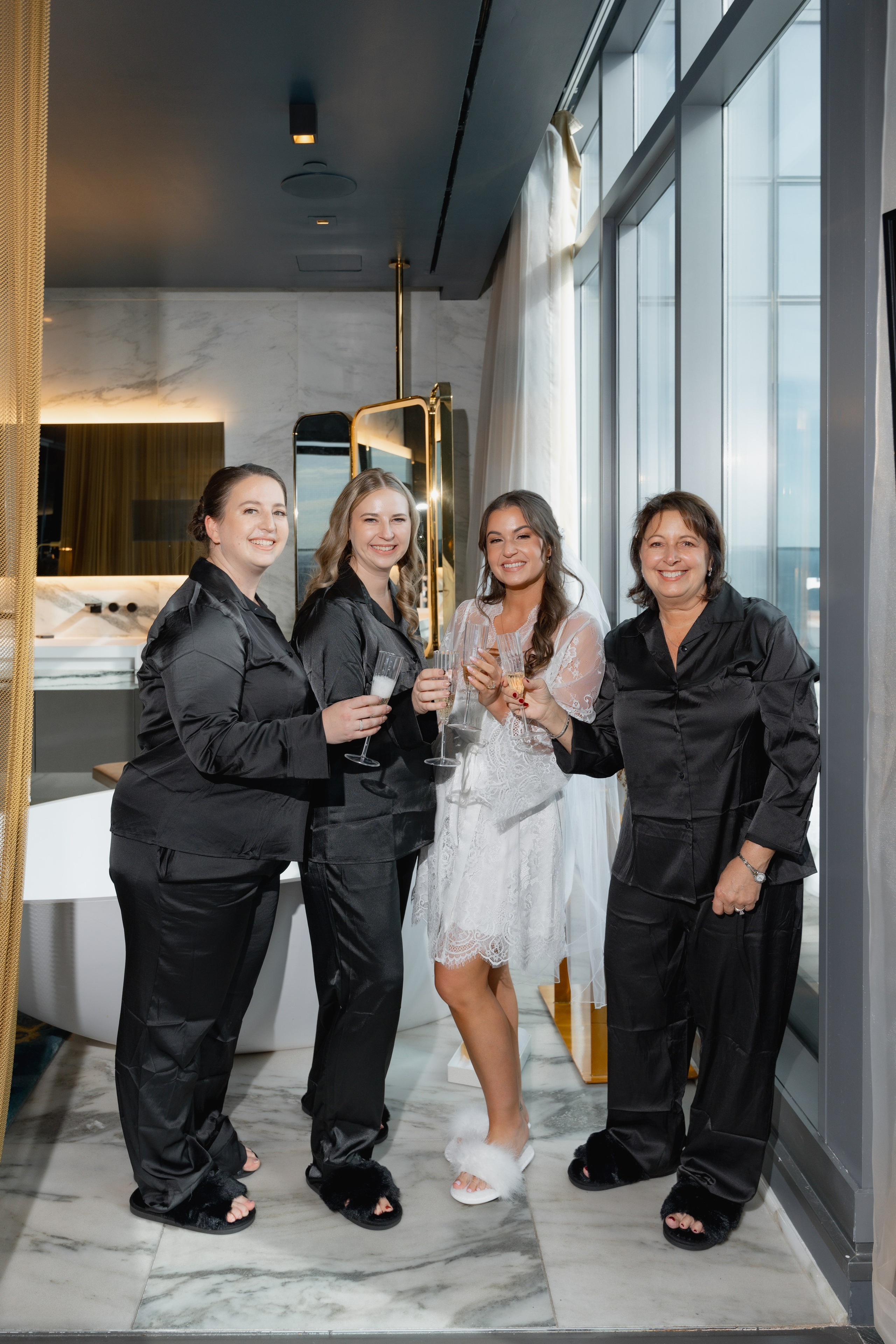 Leigh and Jennifer wedding day. Anna Krasnova Wedding photographer