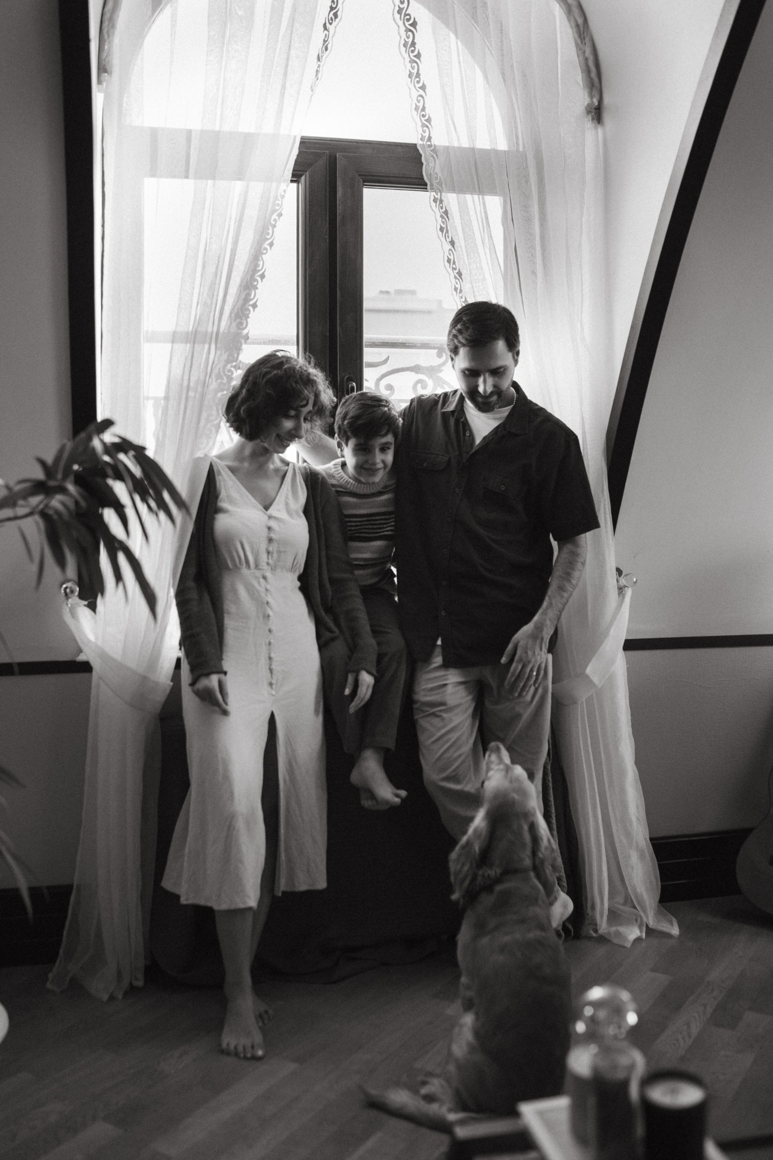 Seyrana, Raul and Rauf. Family photographer in Saudi Arabia