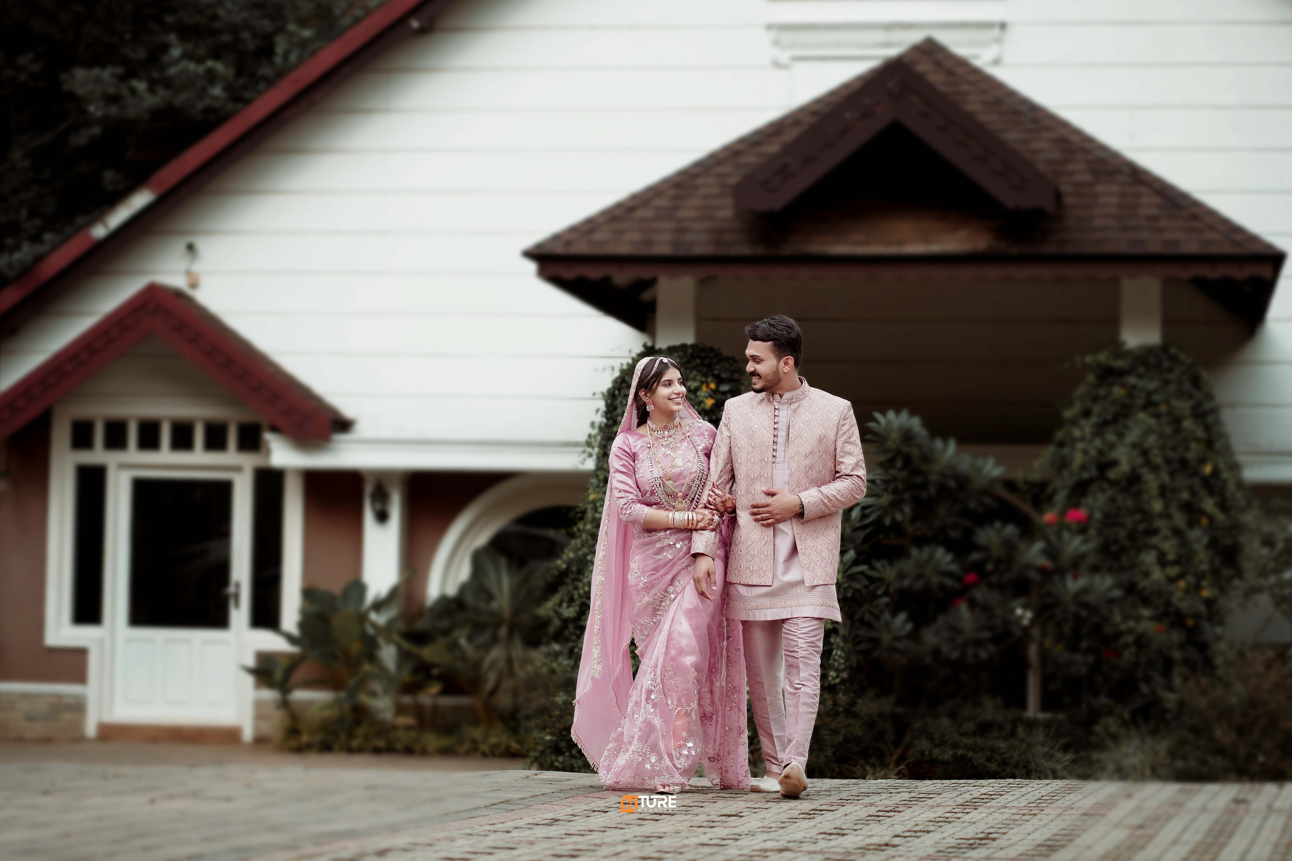 PHOTOS. NTURE WEDDING