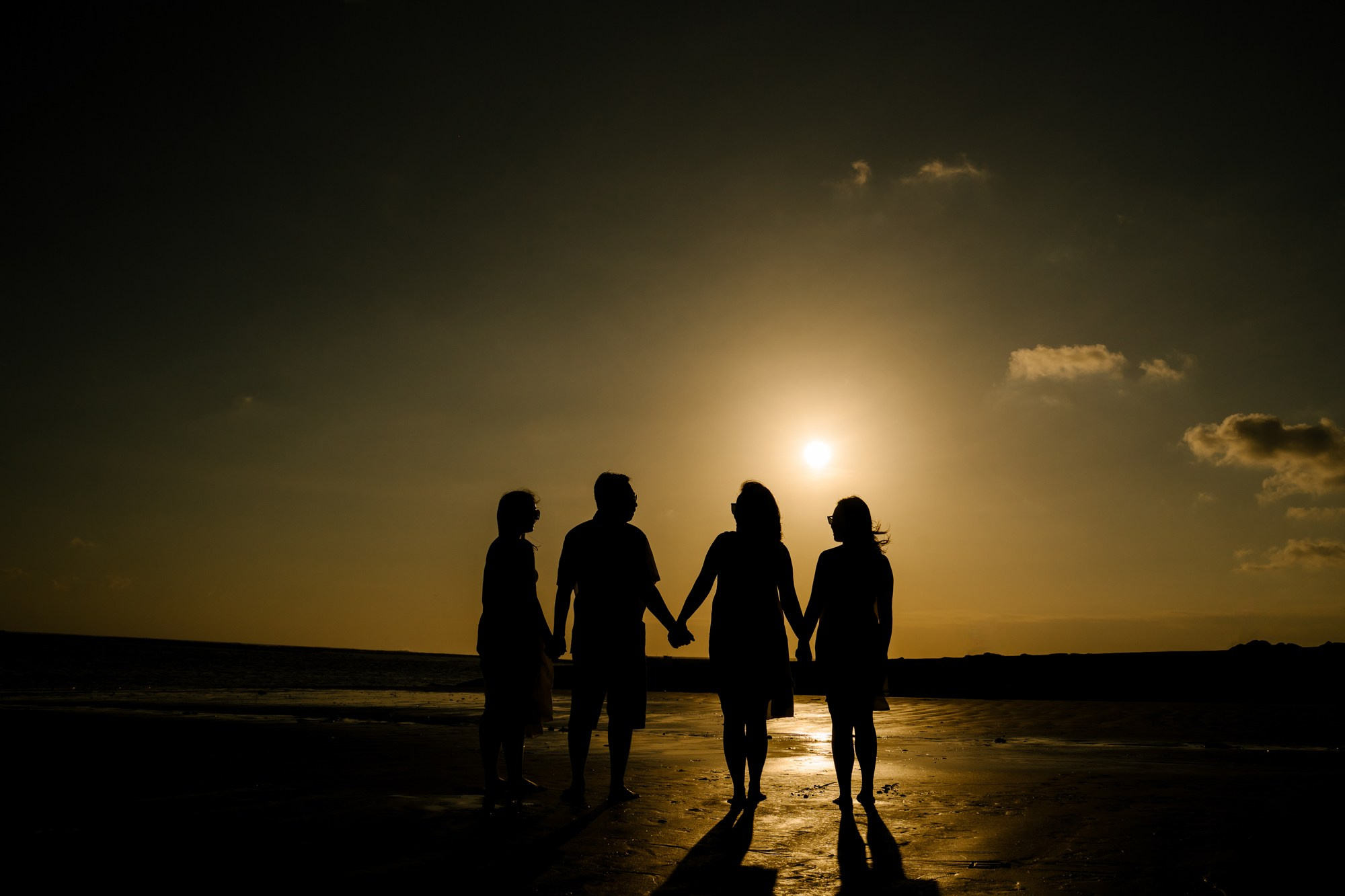 Family Holiday Photoshoot. Female Photographer in Bali